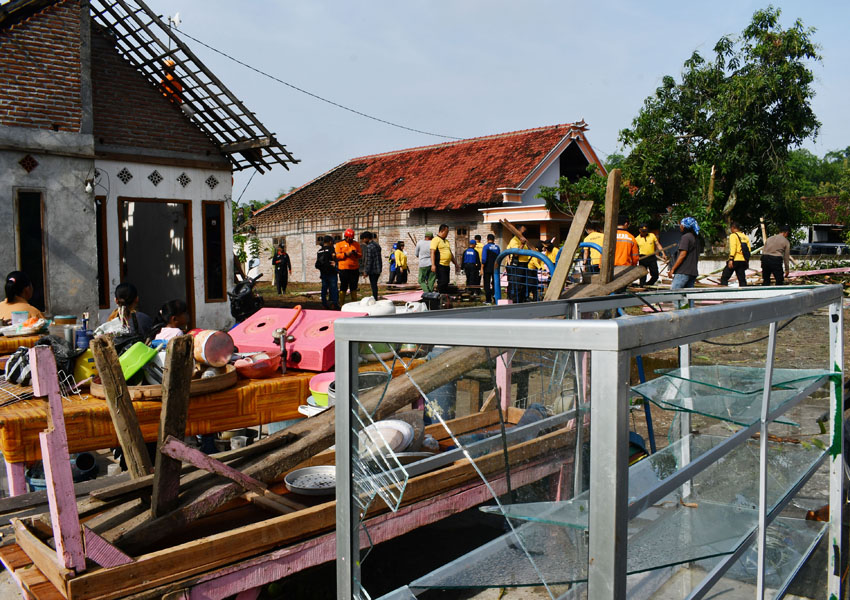 Bencana Angin Kencang