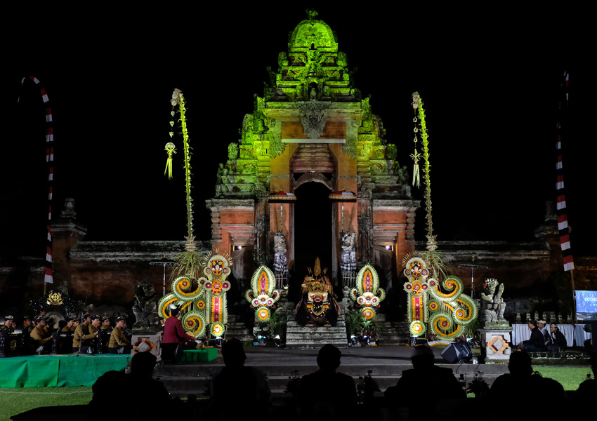 Taman Ayun Barong Festival 