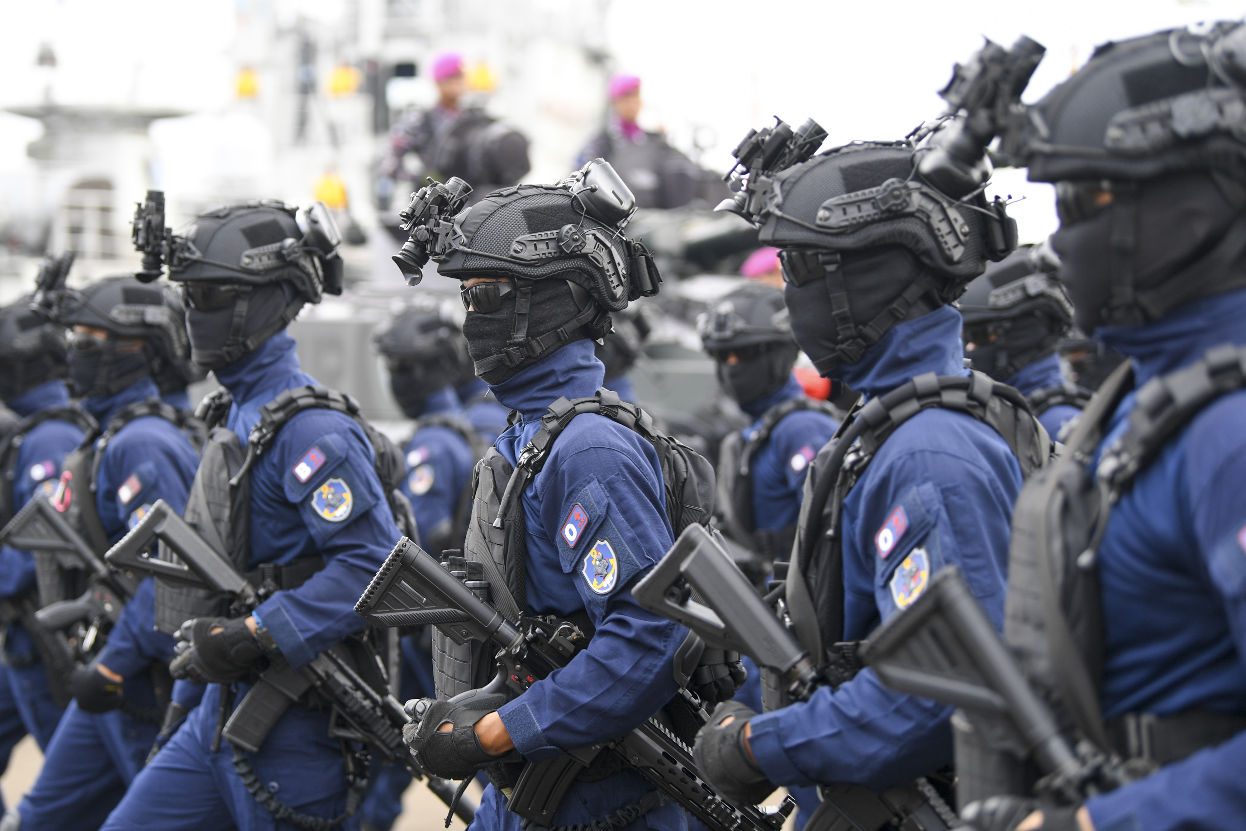 Upacara HUT ke-77 TNI AL