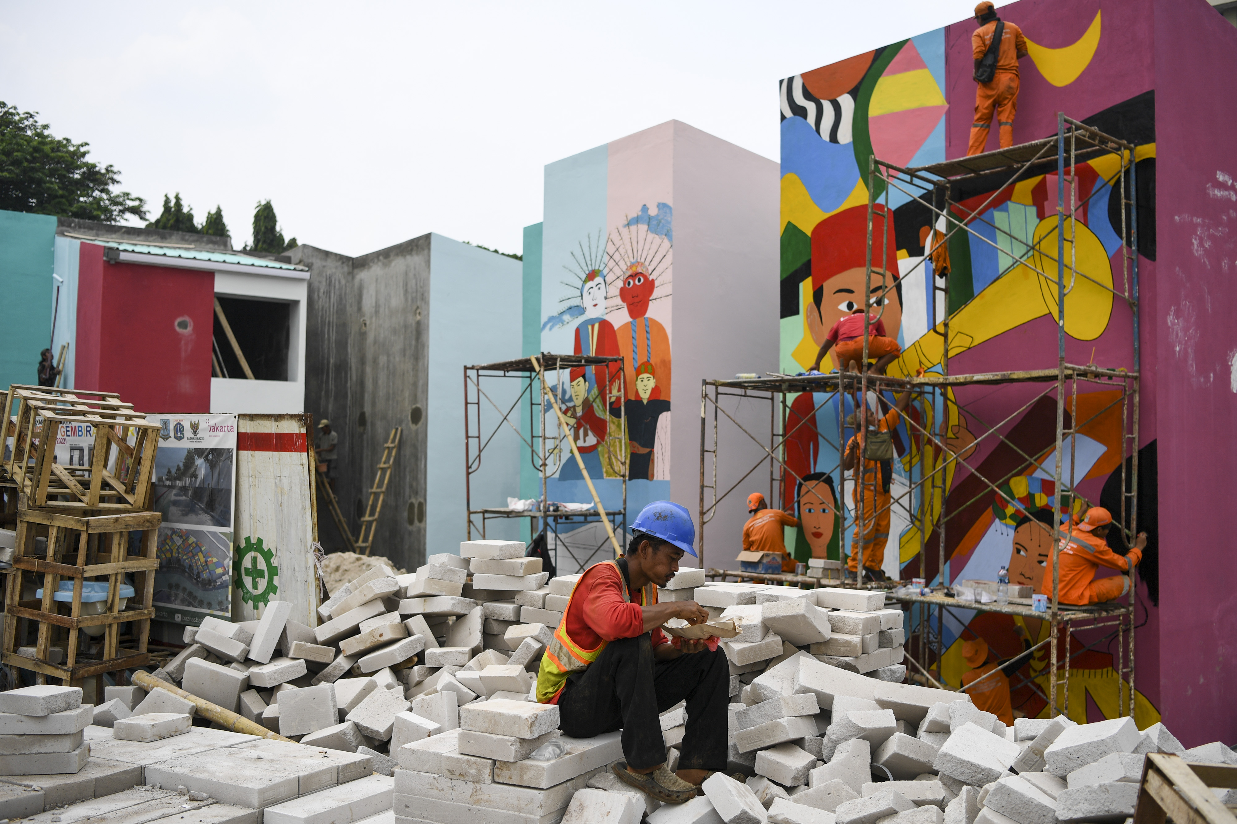 Pembangunan Kampung Gembira Gembrong