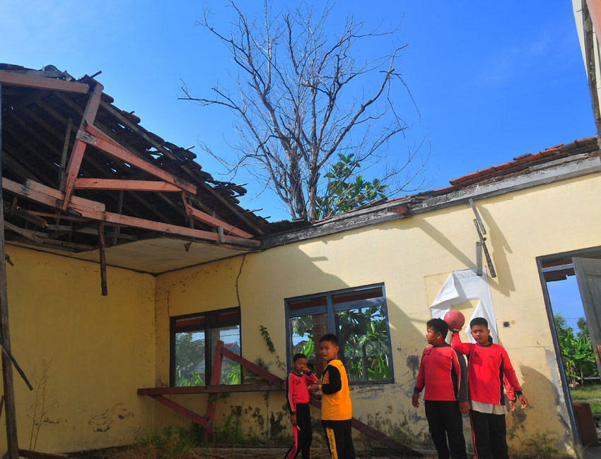 Sekolah Rusak Di Kudus