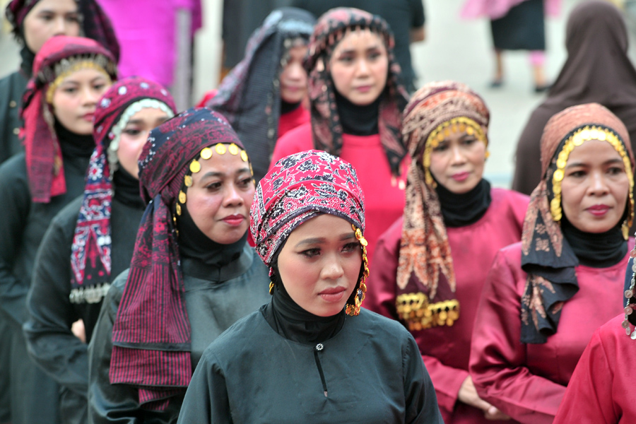 Parade Tengkuluk Di Festival Batanghari