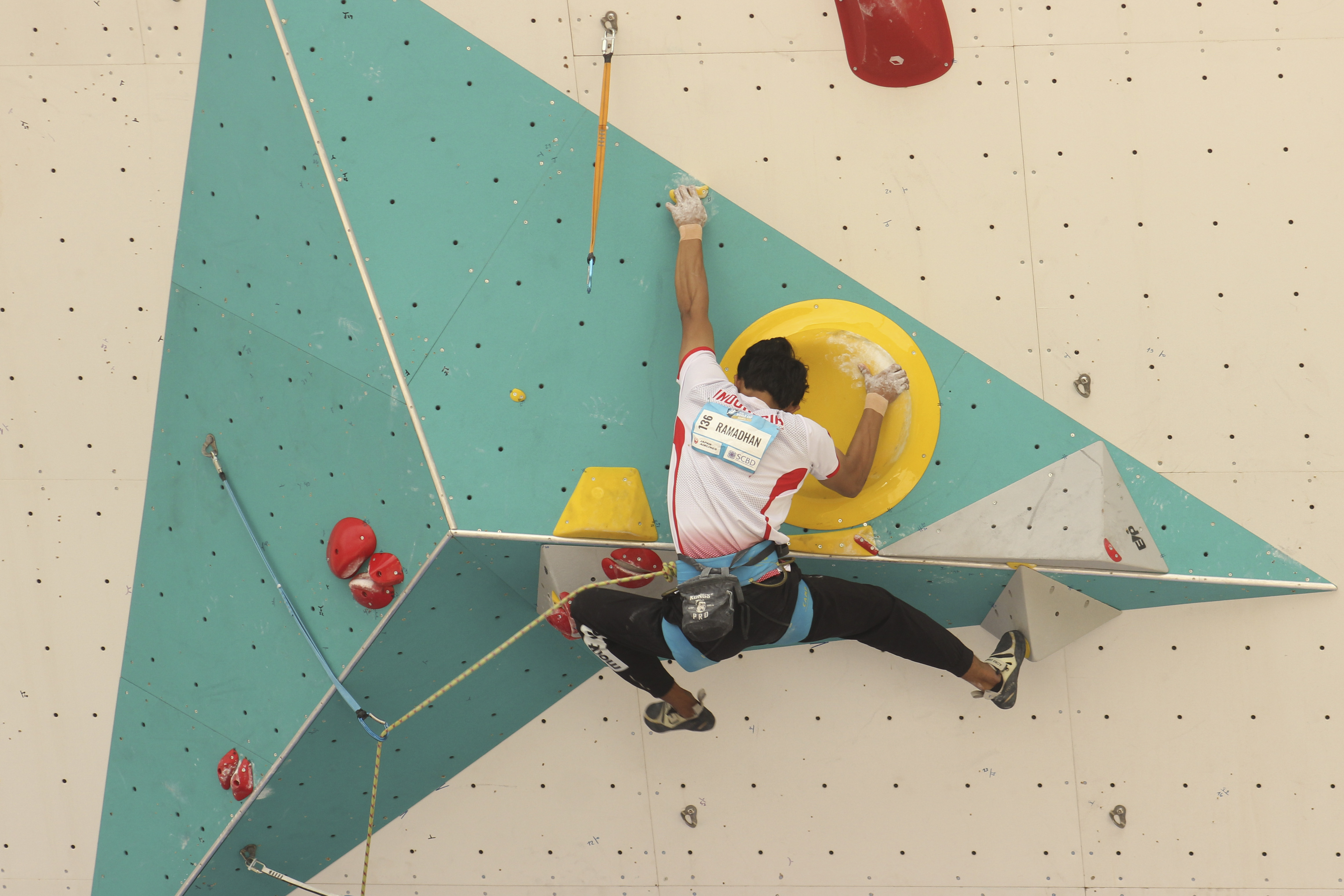 Atlet Panjat Tebing Indonesia Raviandi Ramadhan Masuk Final