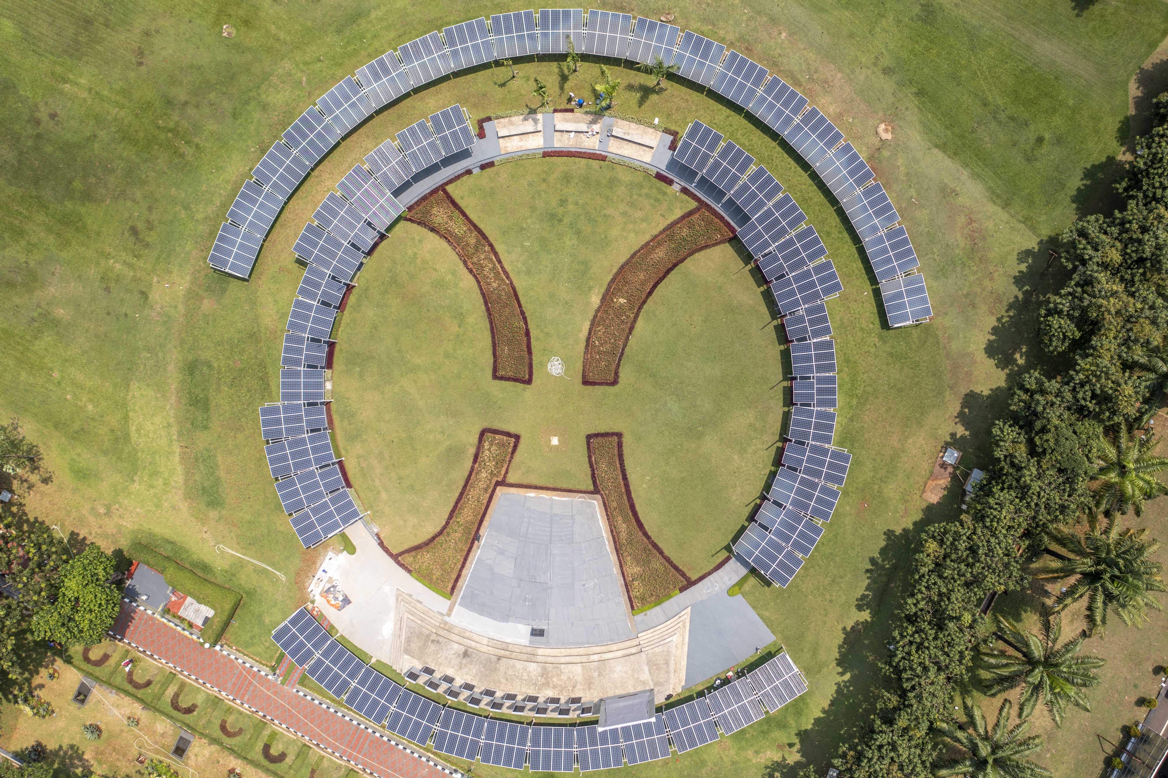 Target Pemasangan PLTS Atap