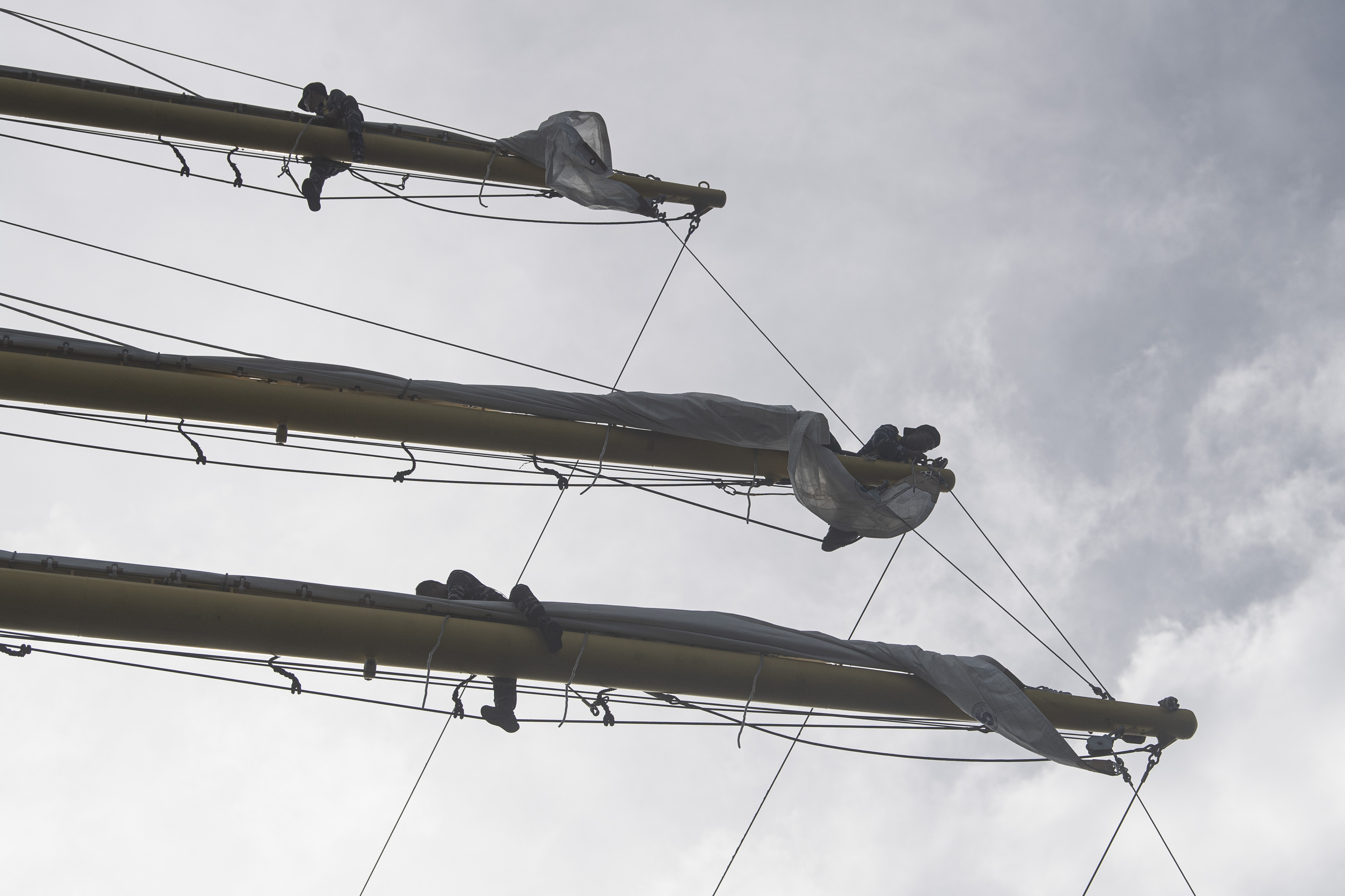 Peran Layar KRI Bima Suci di Laut Arafuru