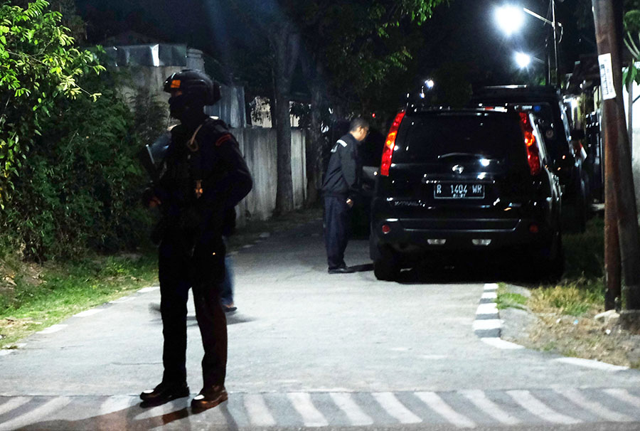 Seorang Polisi Terluka, Ledakan Berasal dari Paket dalam Kardus