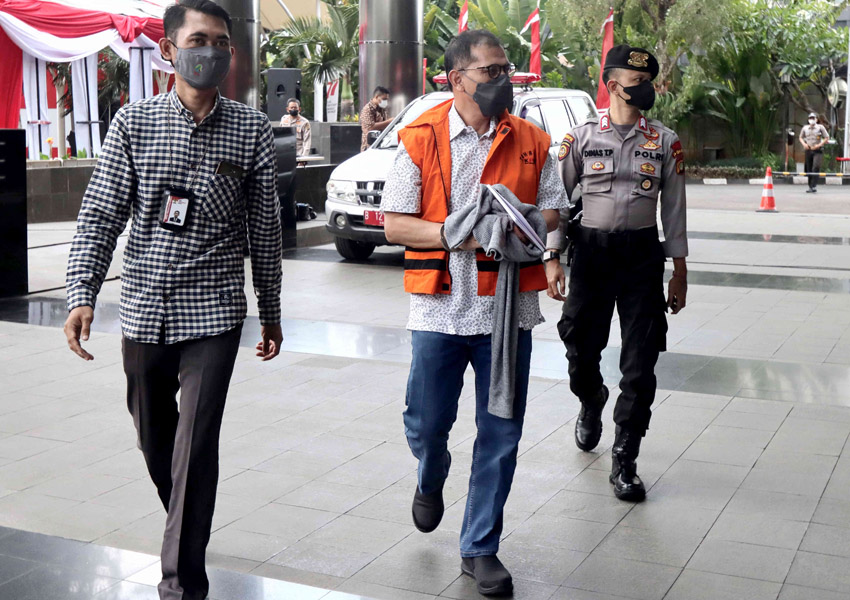 Pemeriksaan Perdana Ajay Muhamad Priatna