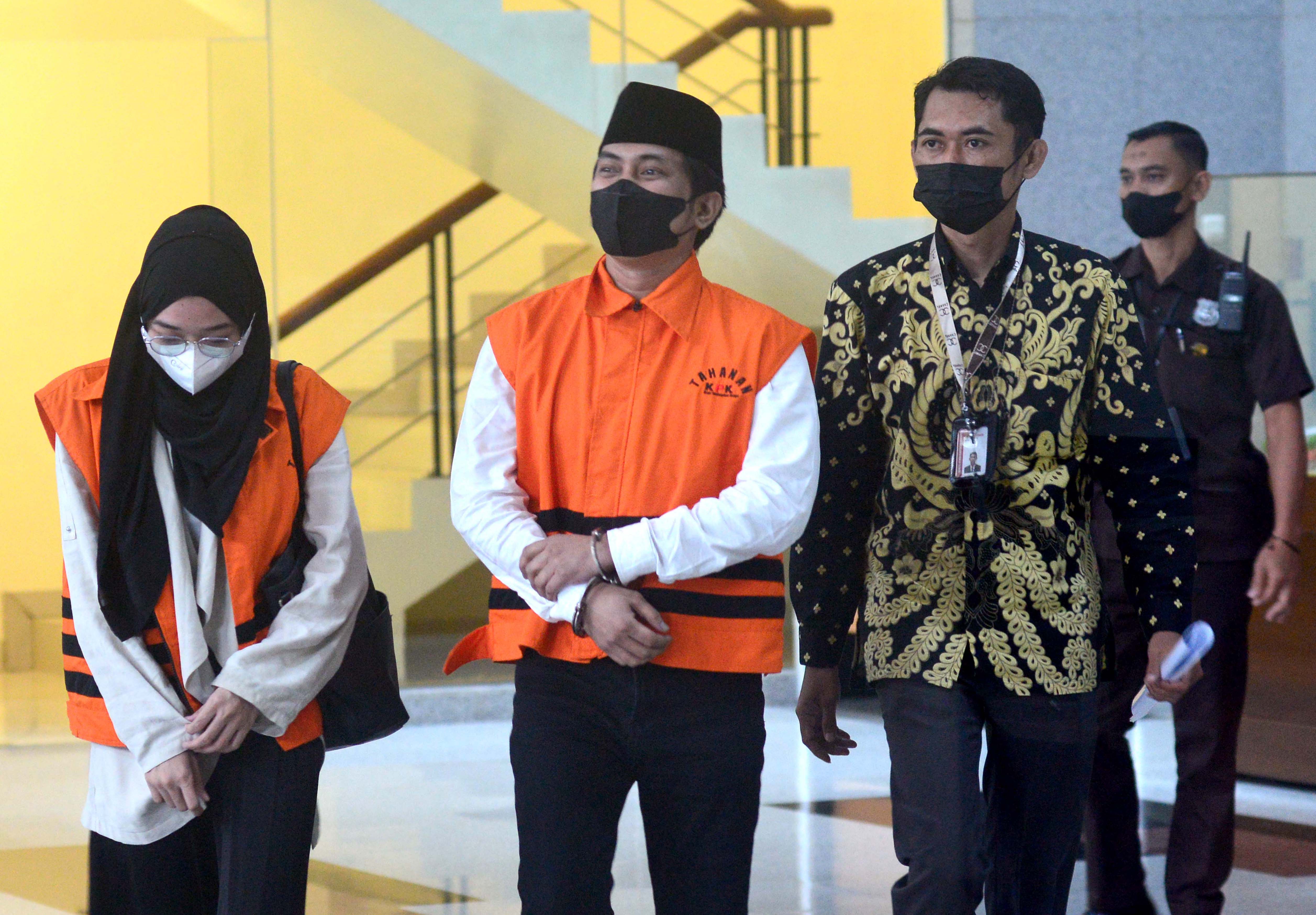 Mantan Bupati Panajam Divonis 5.5 Tahun Penjara