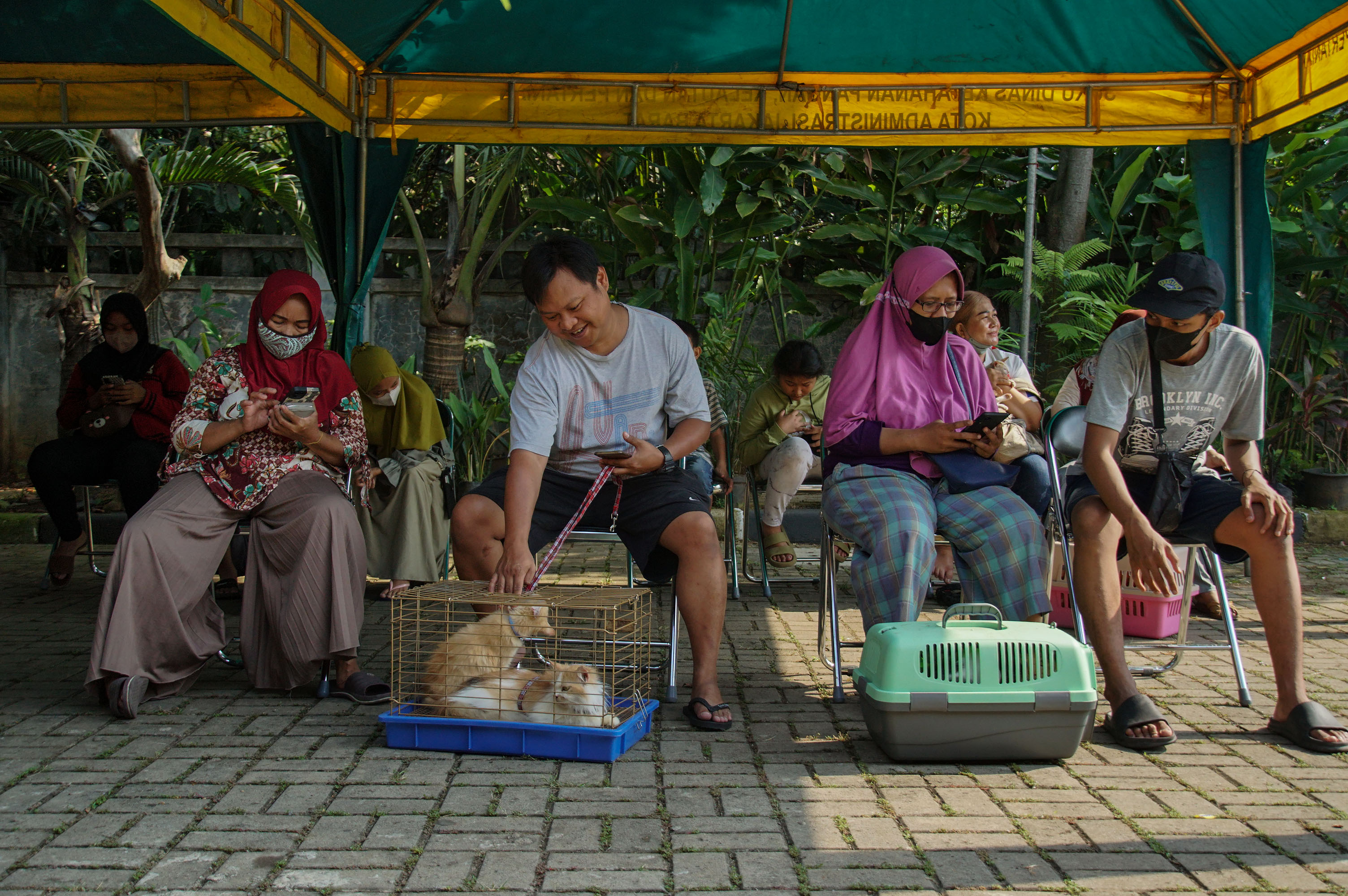 Vaksin Rabies Gratis Sambut Hari Rabies Sedunia