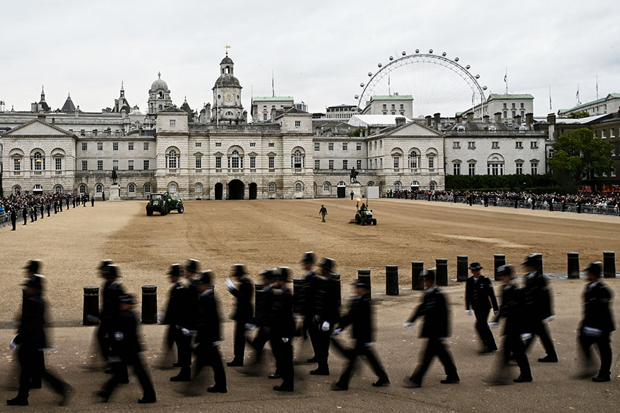 Persiapan Ribuan Polisi untuk Mengawal Pemakaman Ratu Elizabeth II