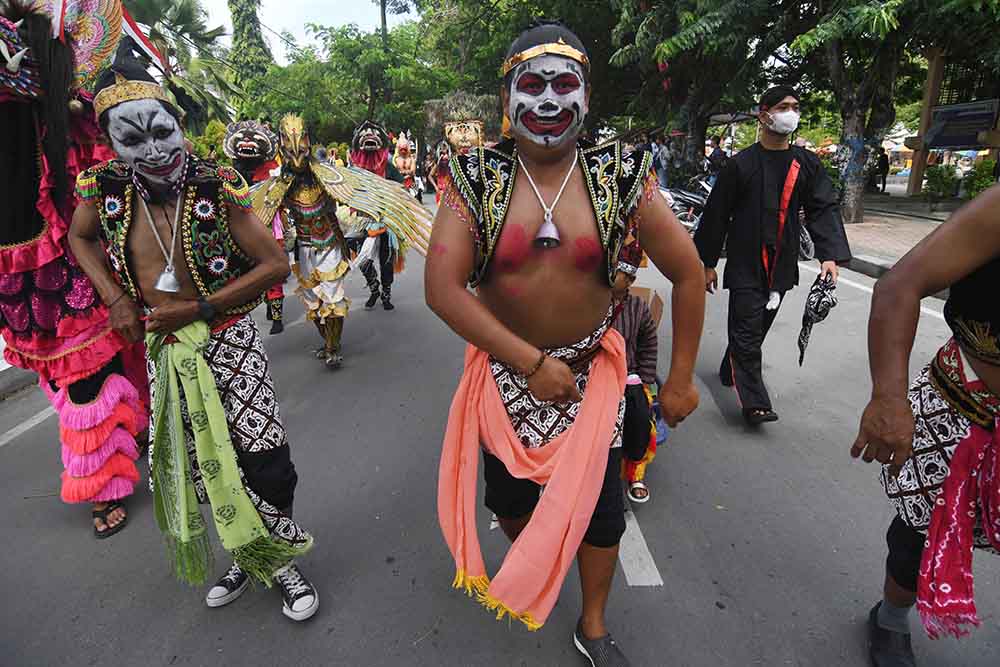 Pawai Budaya HUT Kota Palu
