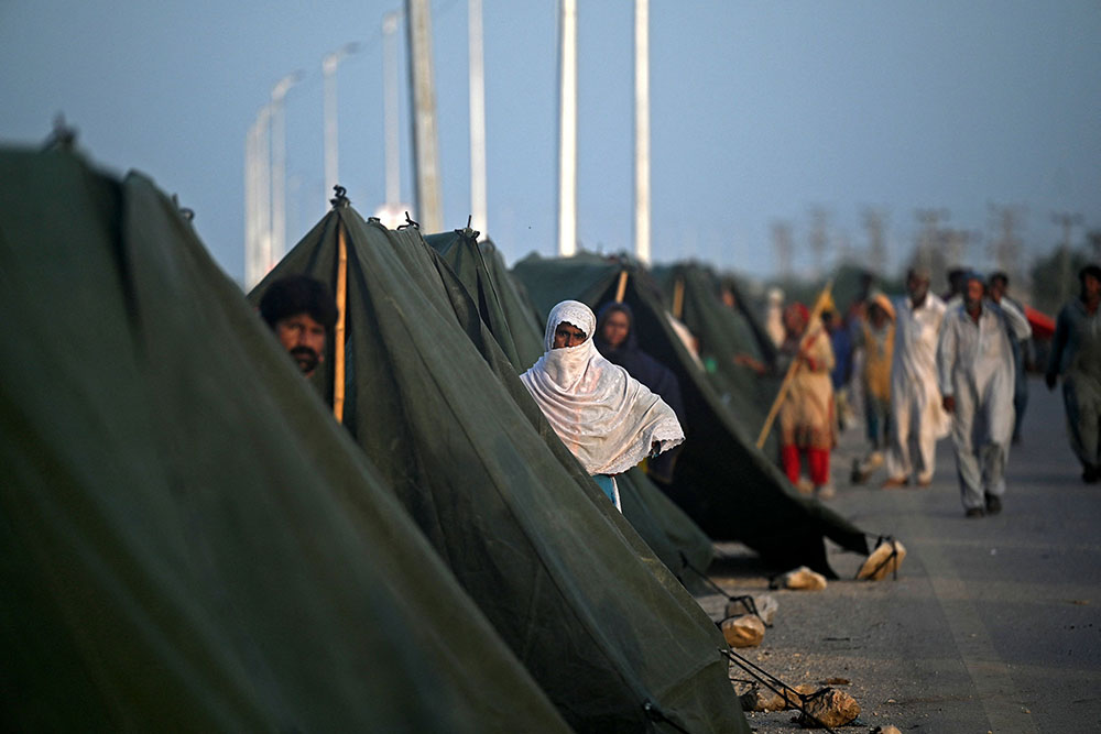 Korban Terdampak Banjir di Pakistan