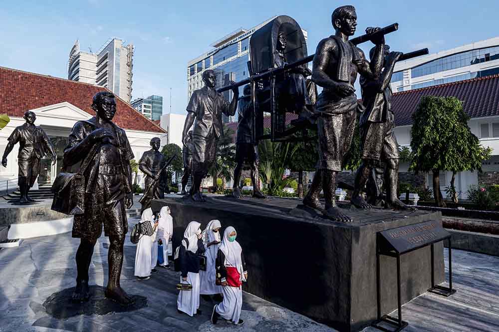 Pameran Patung Karya Yusman