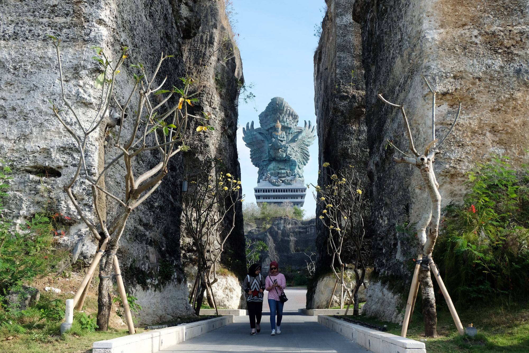Penataan Area Garuda Wisnu Kencana Cultural Park  Jelang Puncak Pelaksanaan Presidensi G20 Indonesia