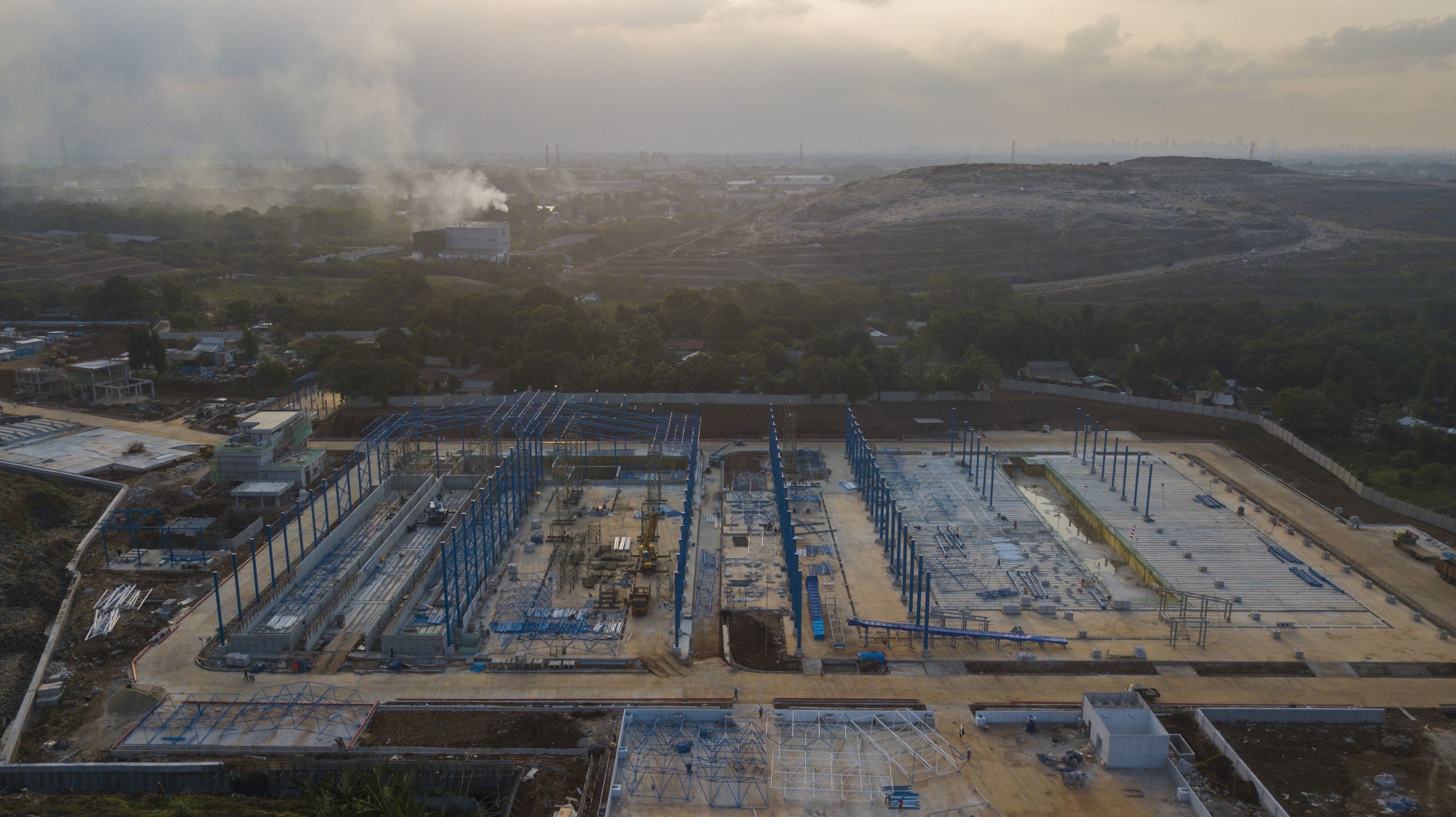 Pembangunan Fasilitas Pengelolaan Sampah Lindfill Mining dan RDF Plant di Tempat Pembuangan Sampah Terpadu  Bantargebang