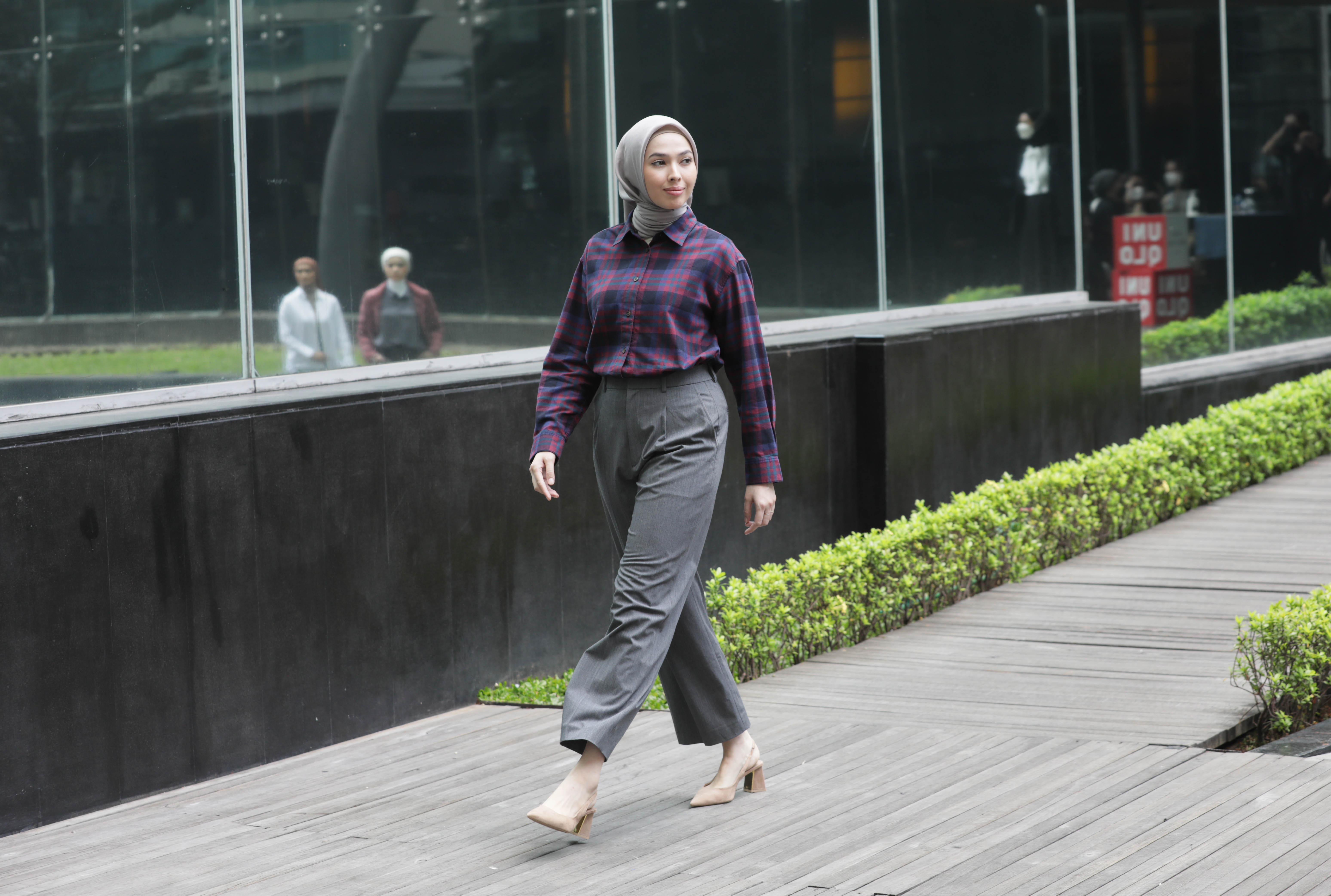 Makna Kesederhanaan Melalui Panduan Pakaian 