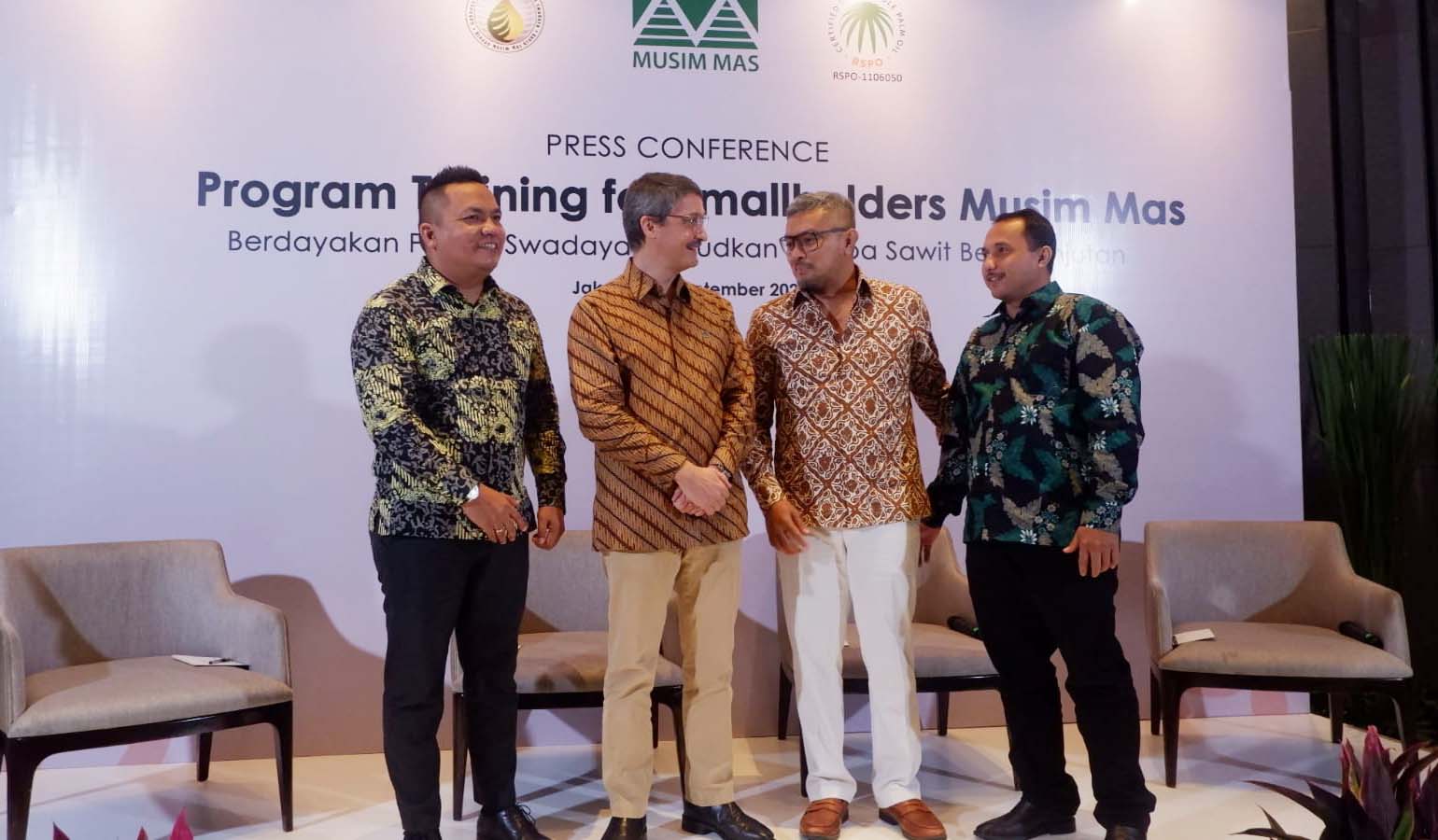 Musim Mas Bantu Petani Sawit Swadaya Rp 11 Miliar