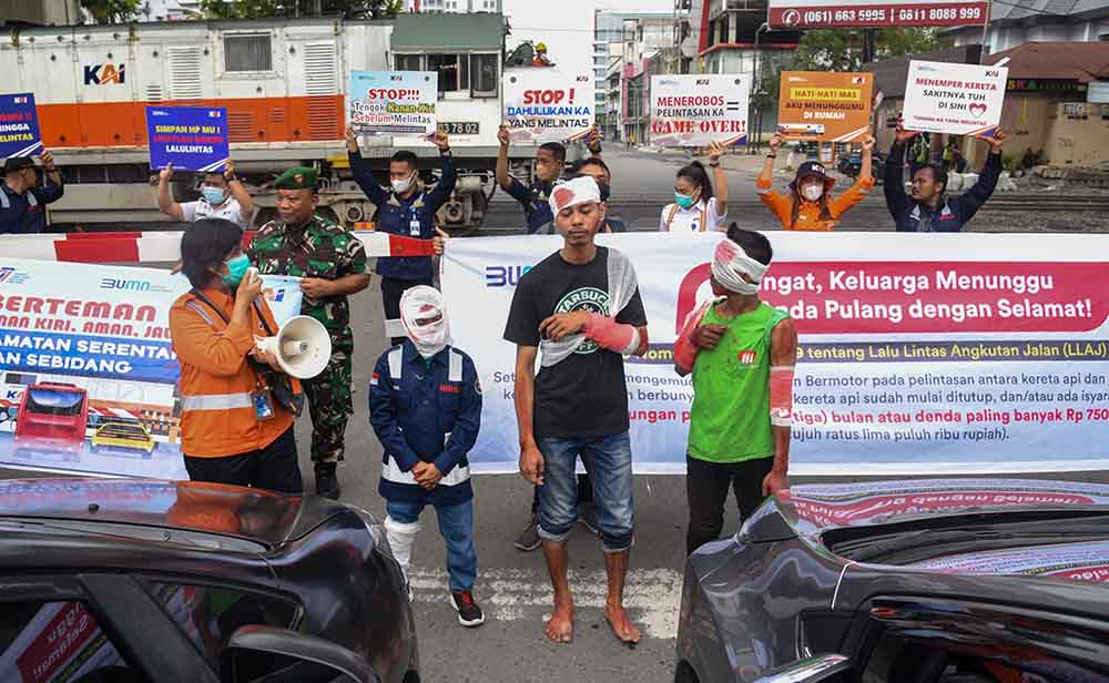 Sosialisasi Keselamatan di Perlintasan Kereta Api