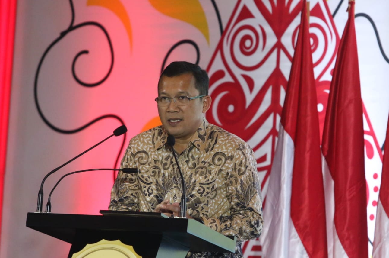 Direktur Utama BTN  Meraih Penghargaan Sebagai Tokoh Pembiayaan Perumahan Rakyat