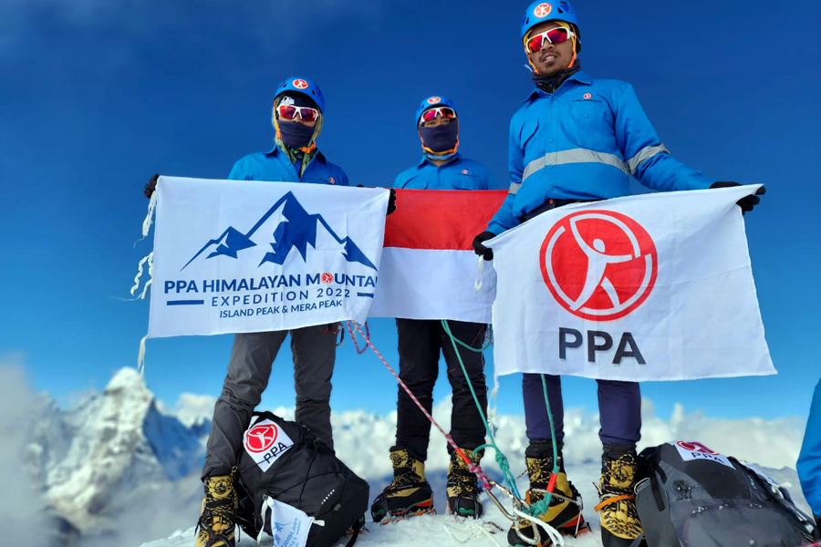 Tim Ekspedisi PPA Capai Misi Pertama Summit Island Peak Di Pegunungan Himalaya