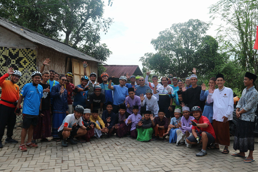 Aksi Sosial Dan Gowes Sumpah Pemuda