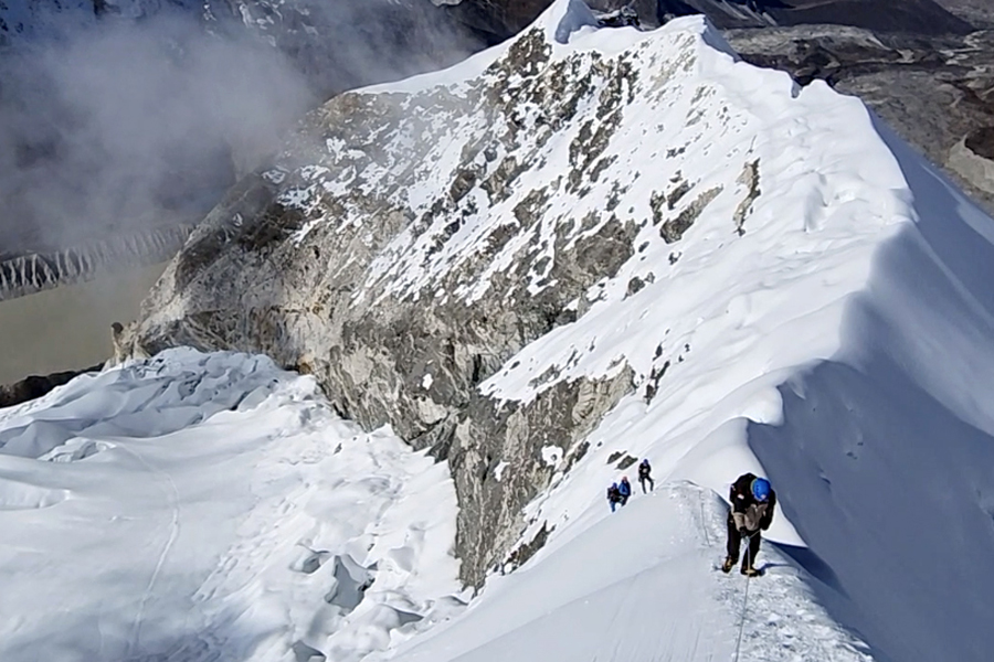 Tim Ekspedisi PPA Capai Misi Pertama Summit Island Peak Di Pegunungan Himalaya