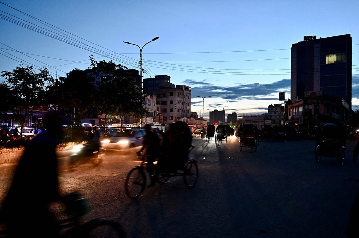 Bangladesh Krisis Listrik, 130 Juta Warga Terdampak Pemadaman