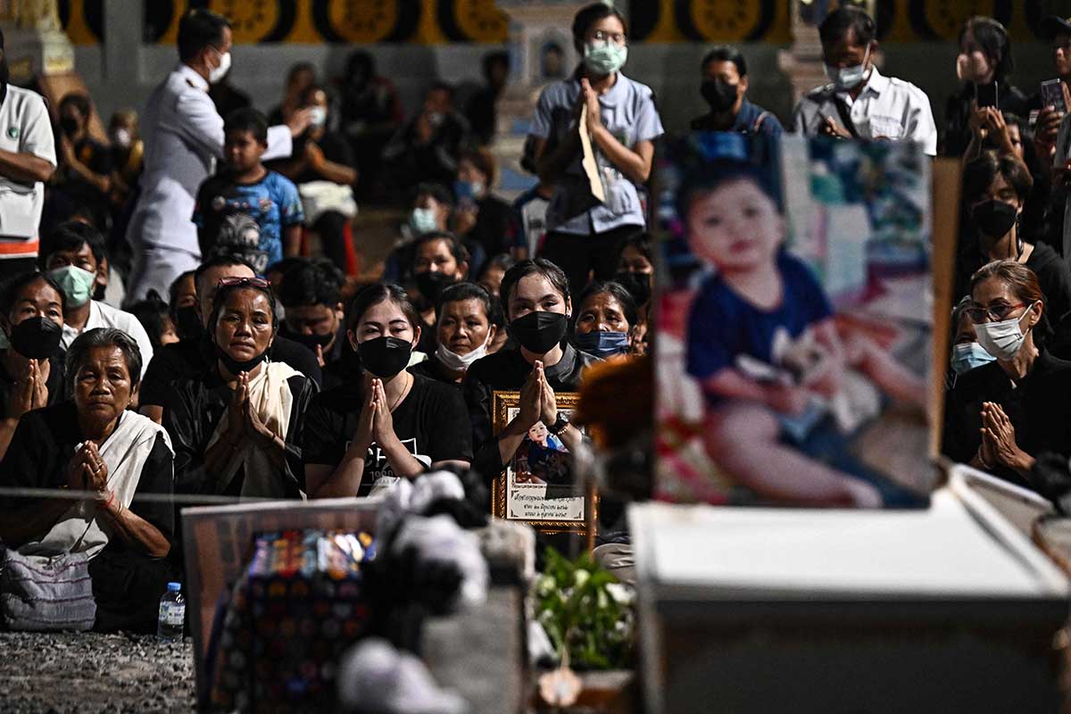 Kremasi Massal Korban Pembantaian Pusat Penitipan Anak
