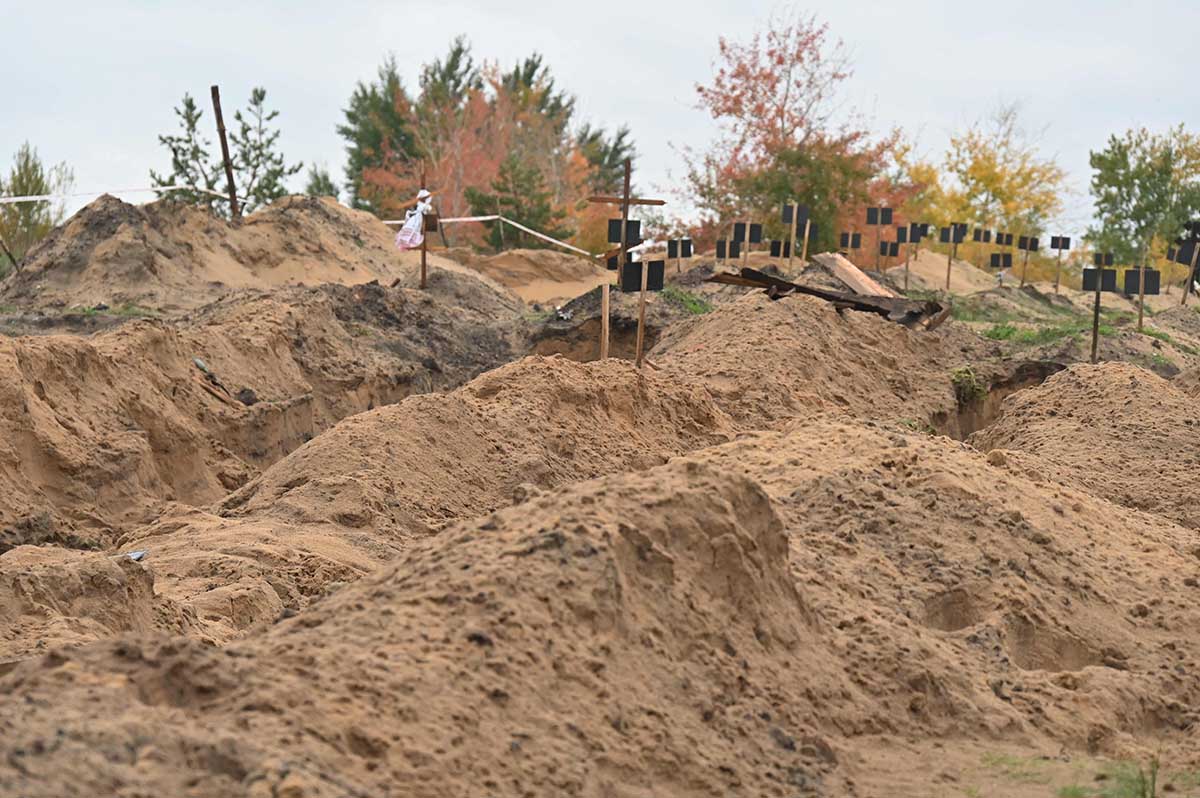 Kuburan Massal di Kota Lyman