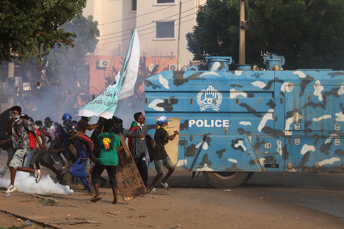 Masyarakat Tuntut Pemerintahan Sipil di Sudan