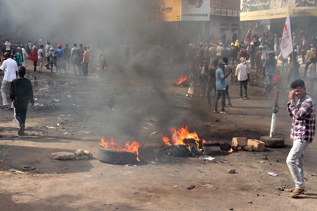 Masyarakat Tuntut Pemerintahan Sipil di Sudan