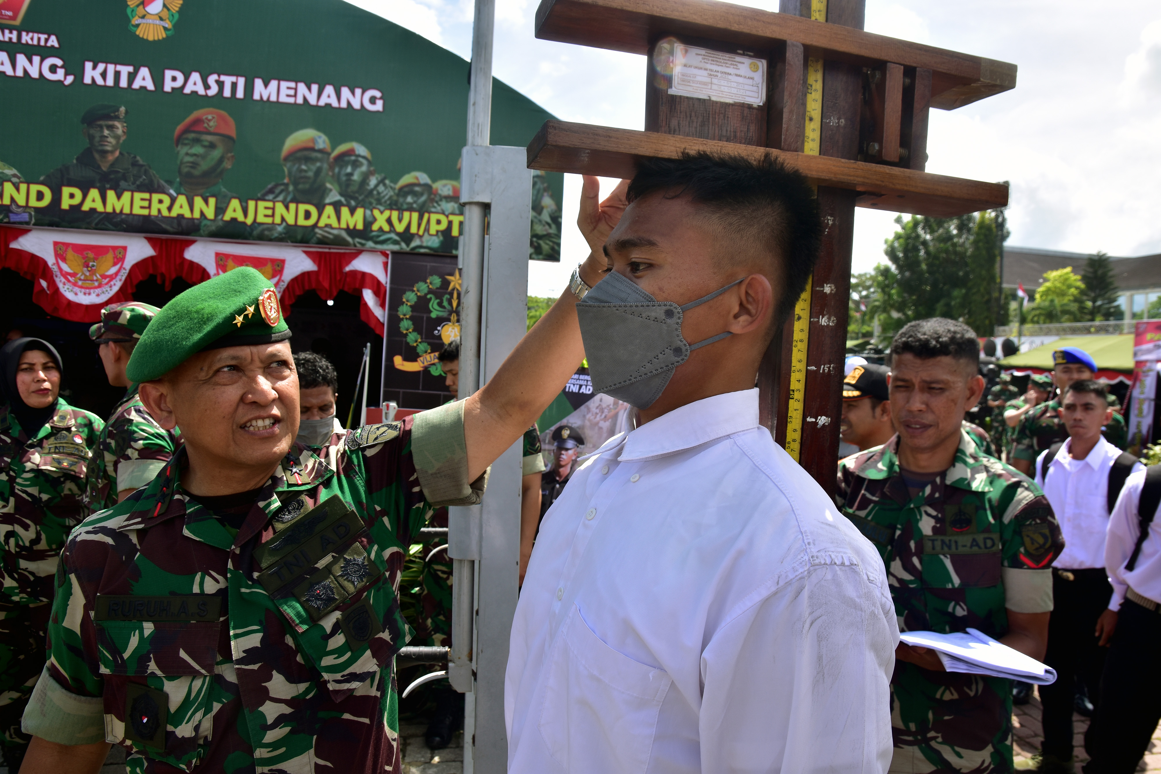 Rekrutmen Calon Taruna TNI di Maluku