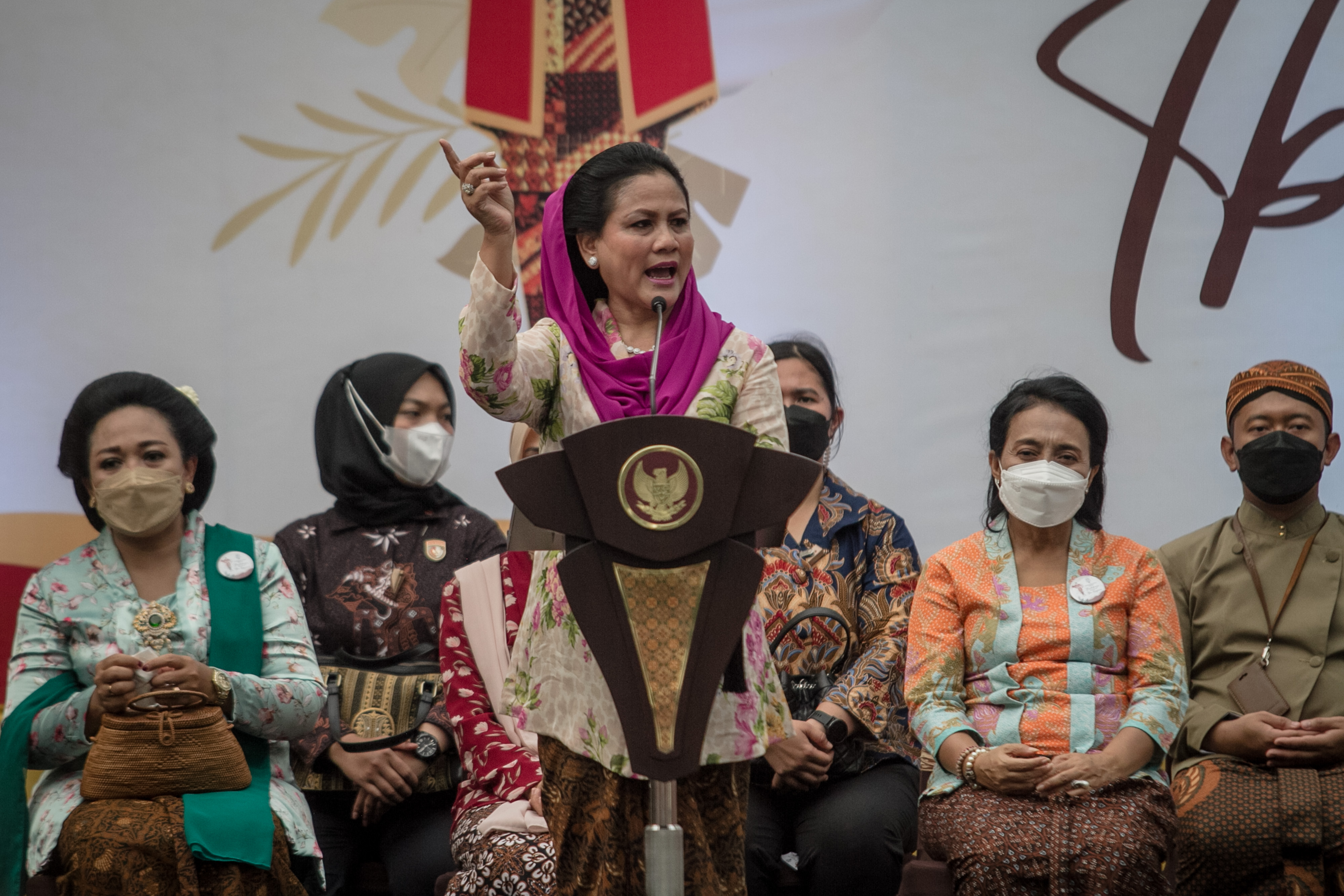 Parade Berbusana Kebaya Bersama Ibu Negara