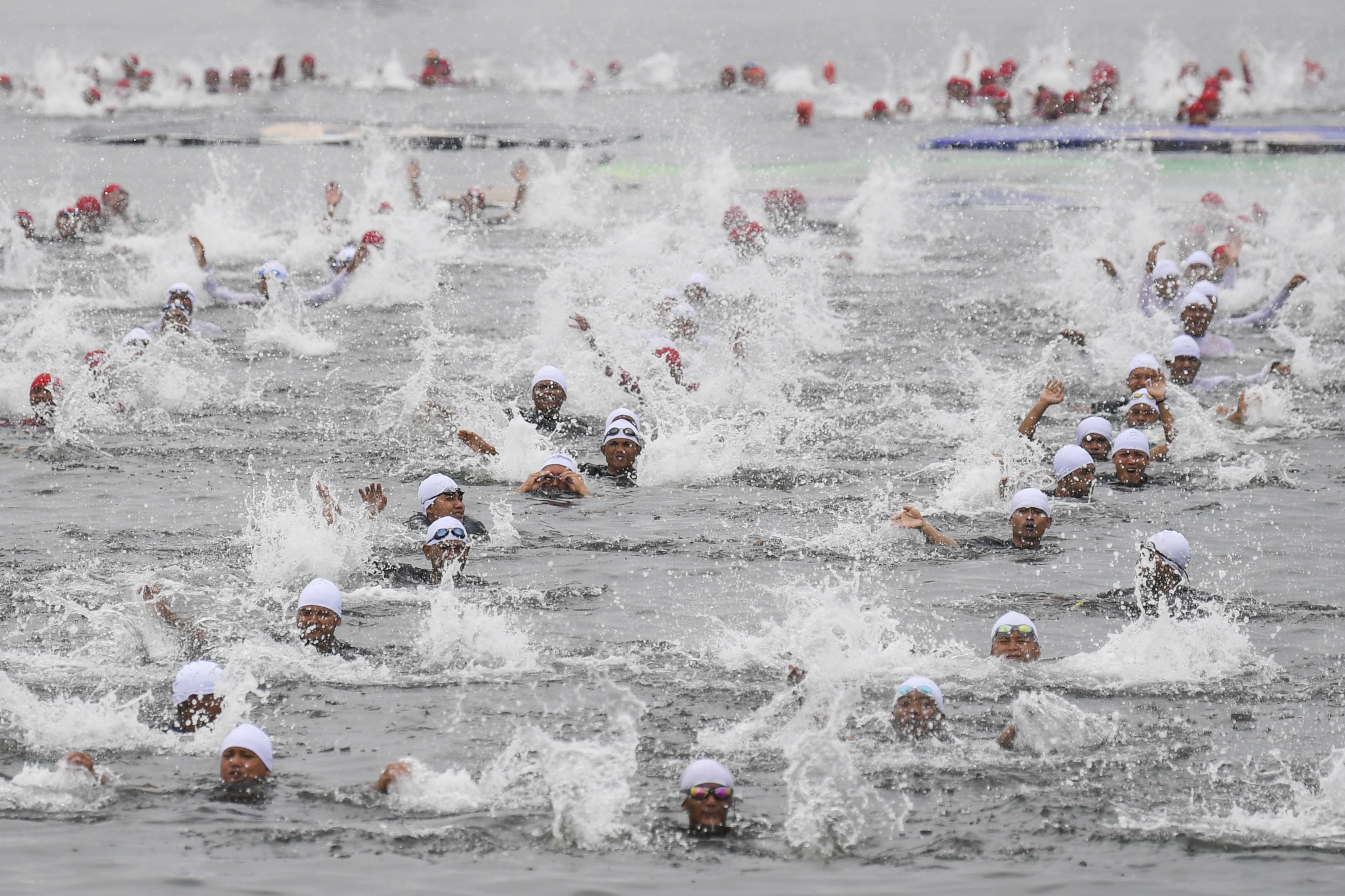 Water Trappen HUT ke-77 TNI