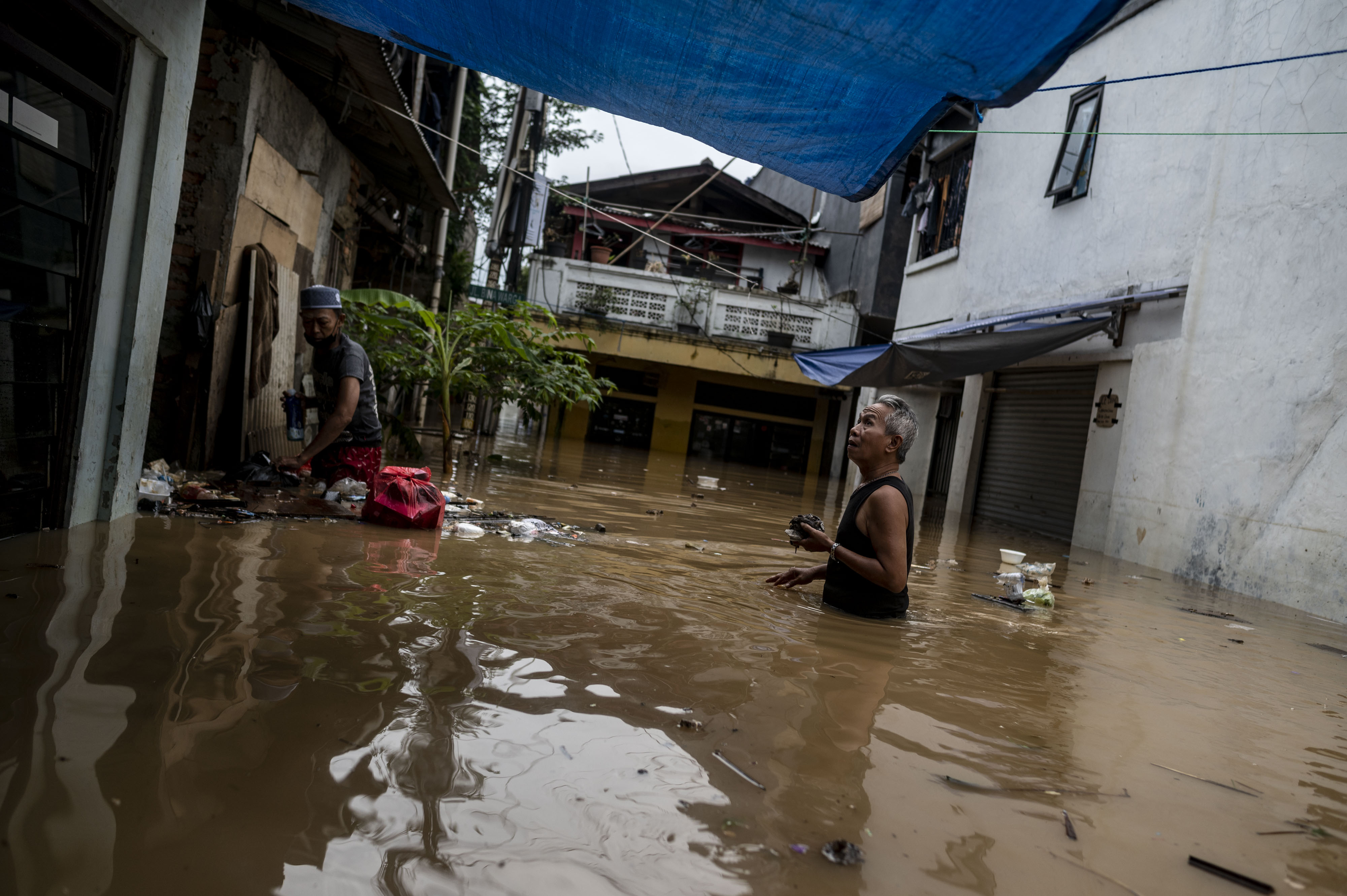 Banjir di Jakarta Akibat Luapan Sungai Ciliwung