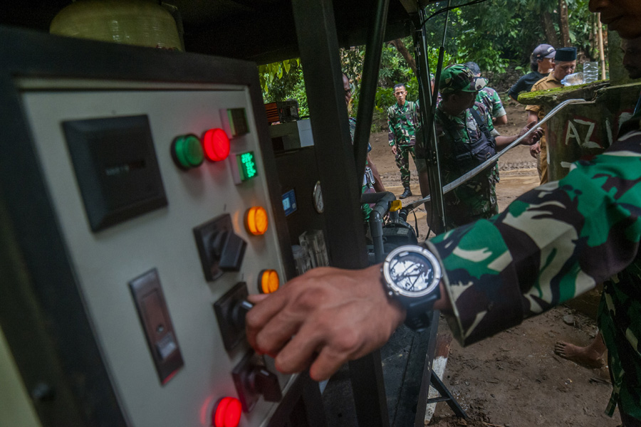 Bantuan Air Bersih Untuk Korban Banjir
