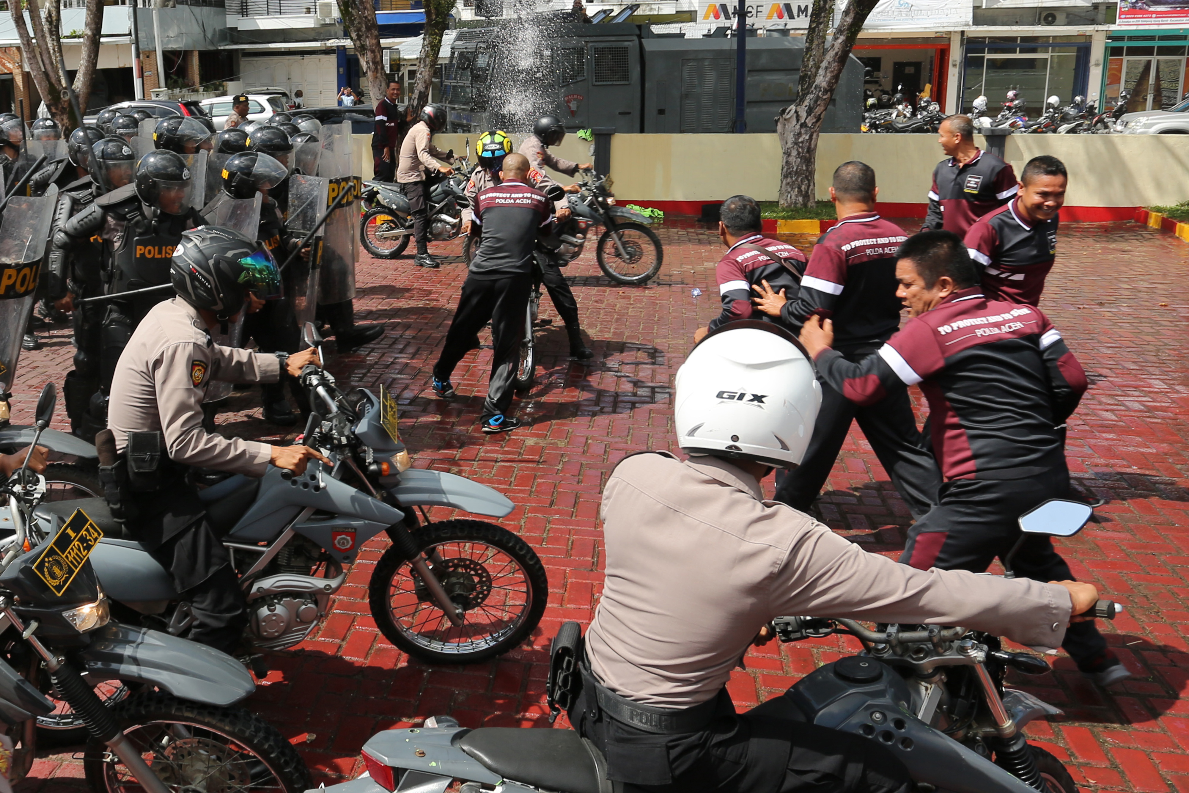 Simulasi Dalmas Upaya Meningkatkan Kemampuan Personel