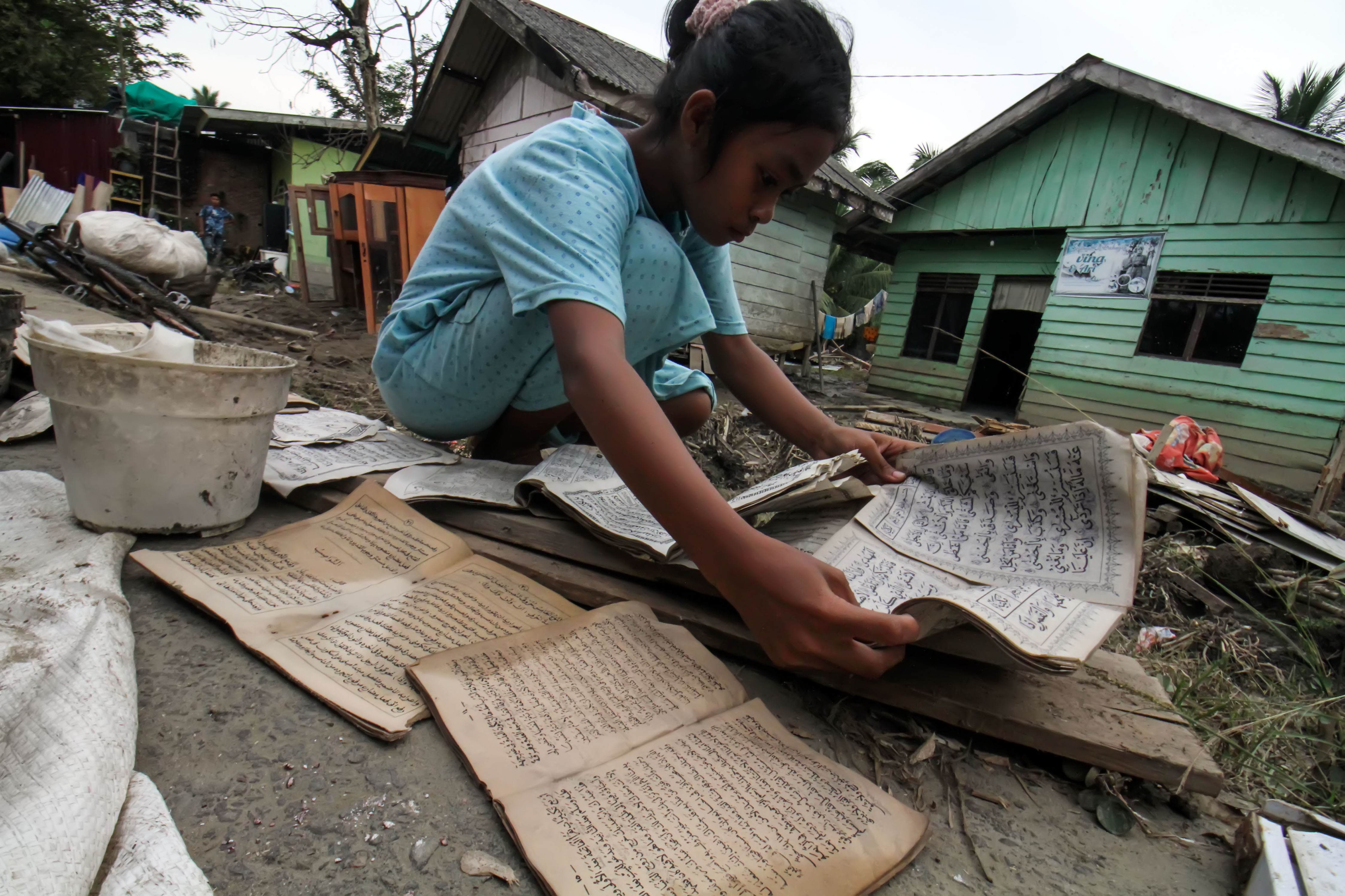 Jemur Alquran PascaBanjir