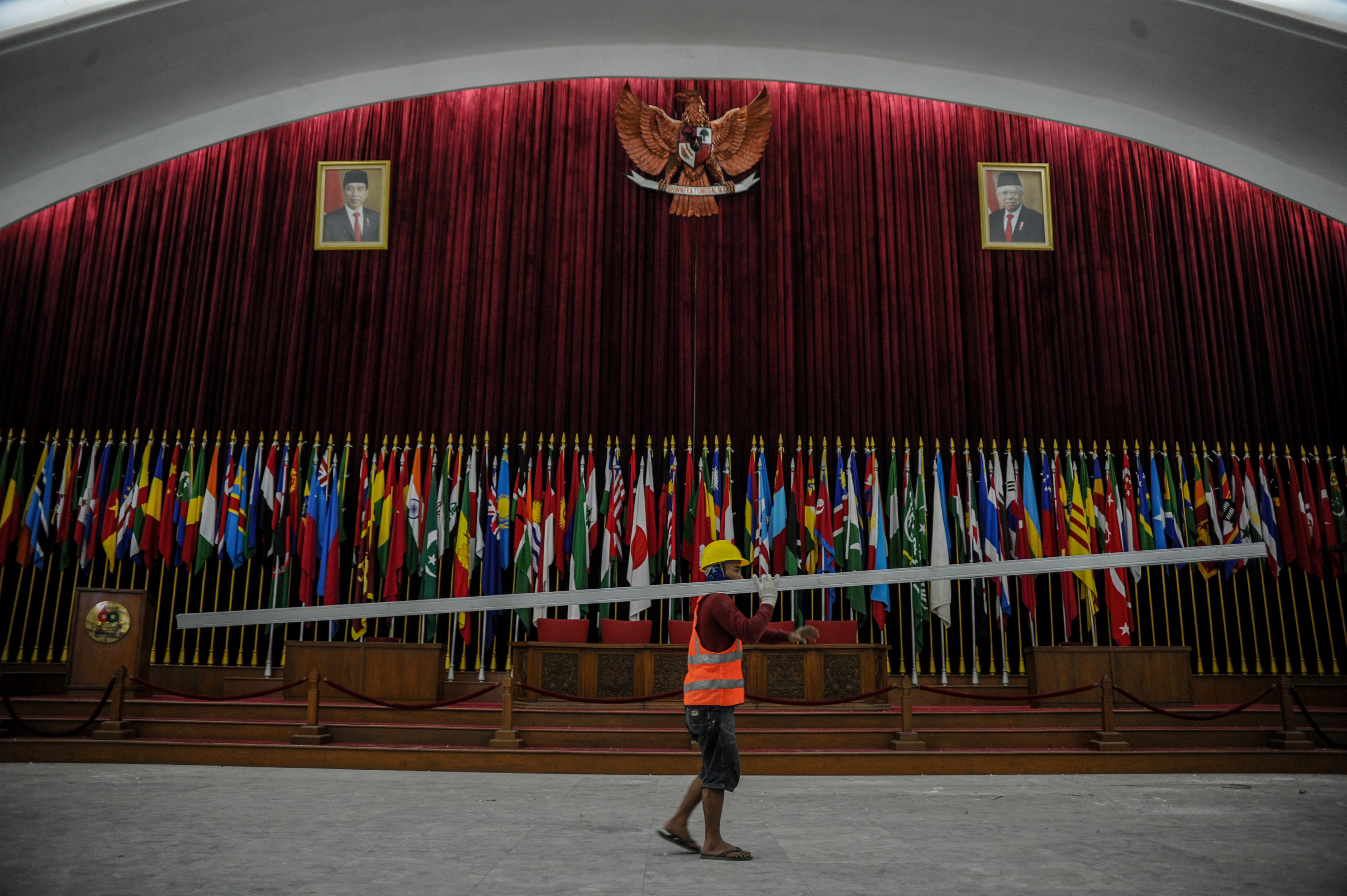 Renovasi Gedung Merdeka