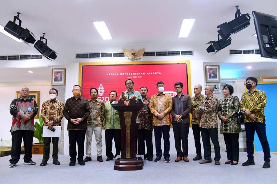 Presiden Jokowi Menerima Hasil Investigasi TGIPF