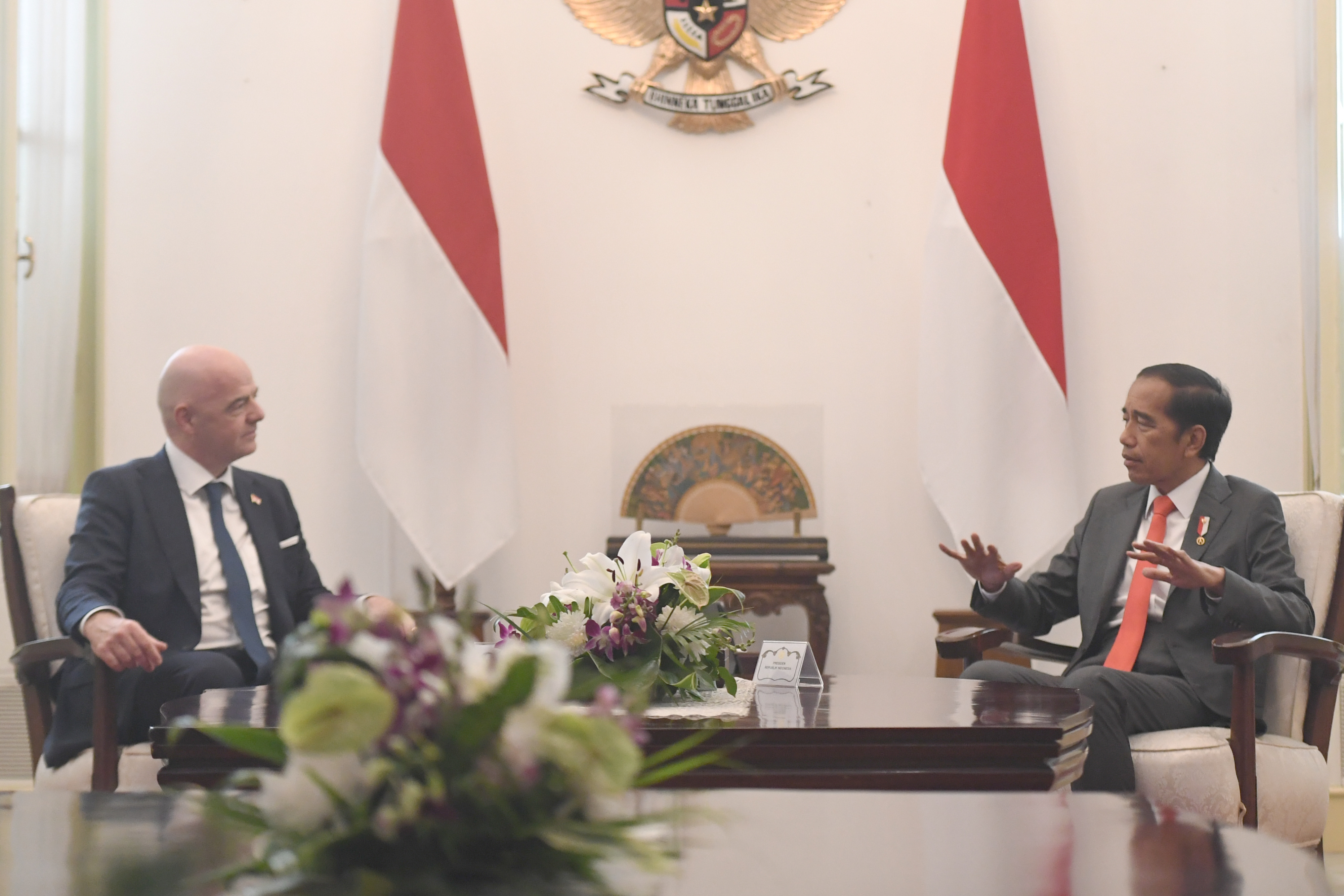 Presiden Jokowi Bertemu Presiden FIFA
