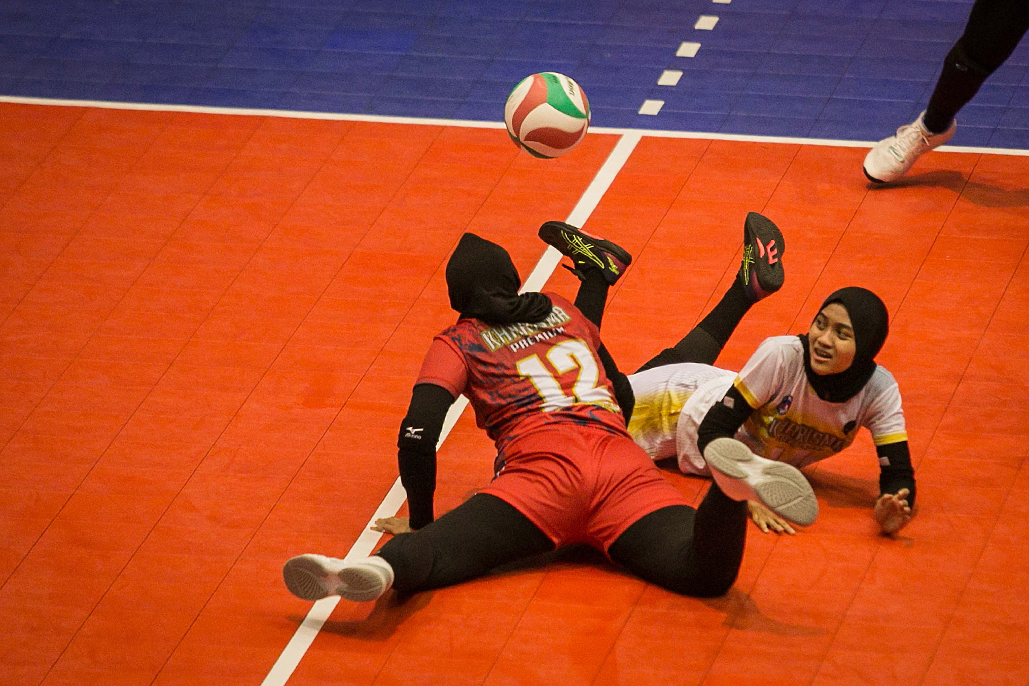 TNI AU Menang atas Kharisma Premium