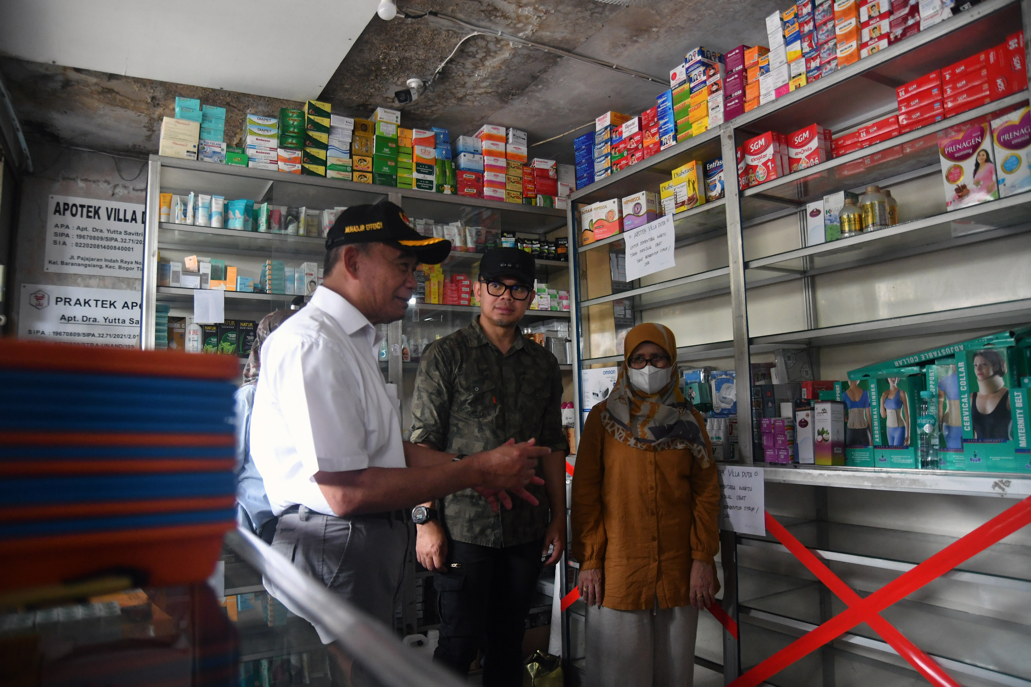 Sidak Penjualan Obat Sirup di Kota Bogor