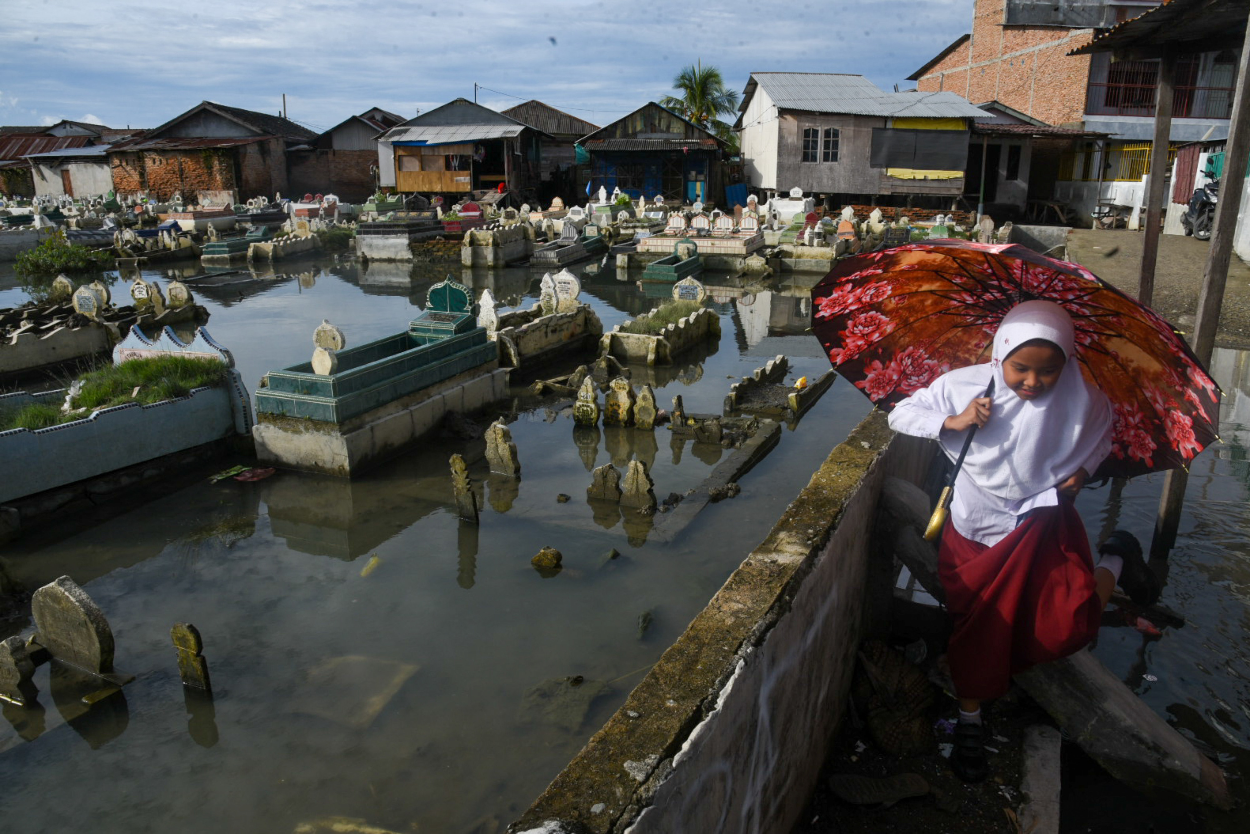 Banjir ROB di Belawan