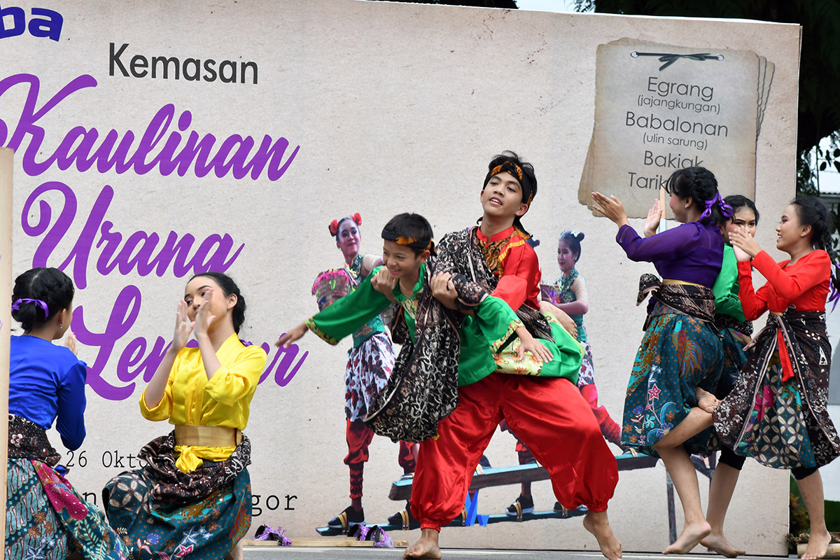  Lomba Tarian Kaulinan Urang Lembur 