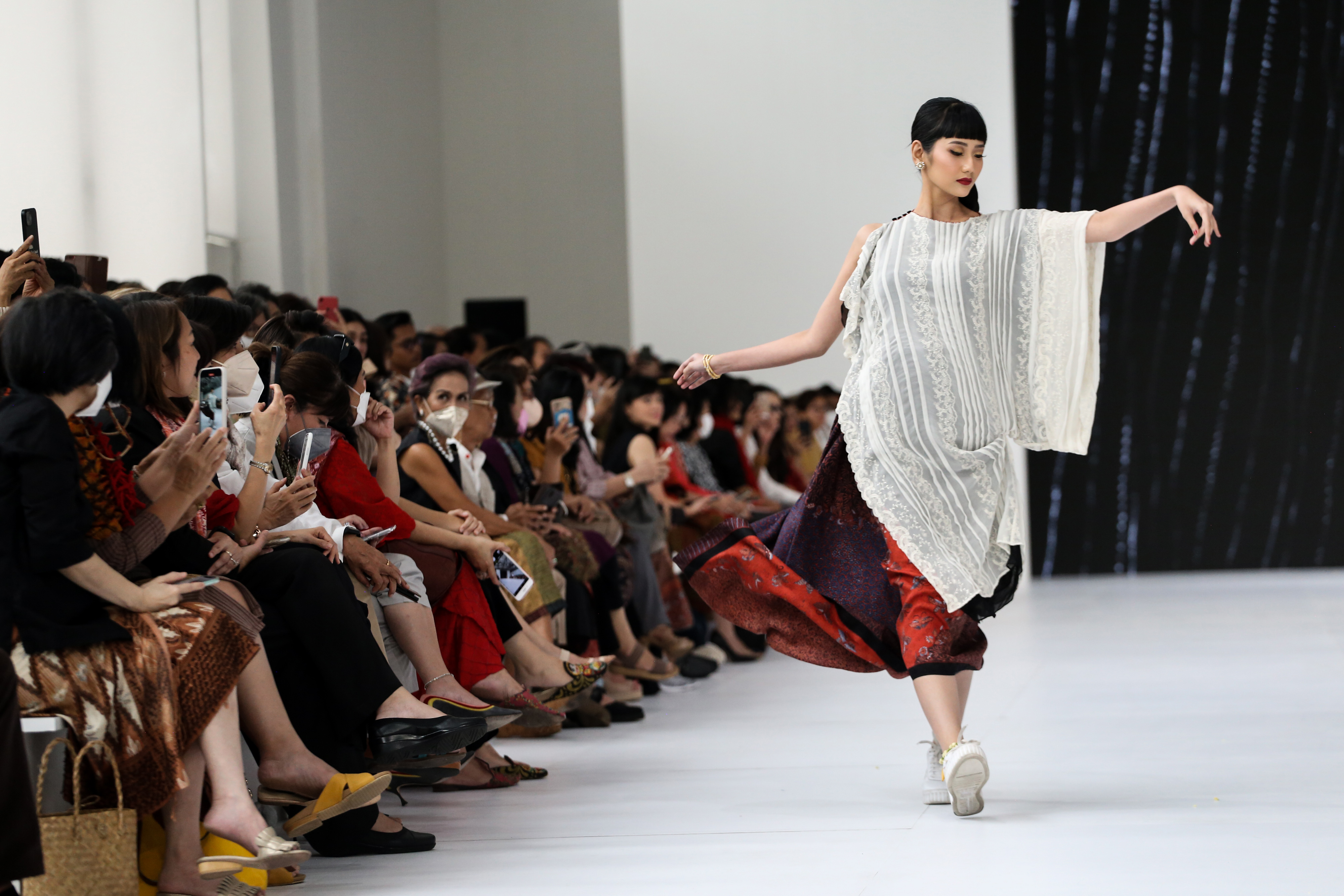 Busana Koleksi BINhouse di JFW 2023