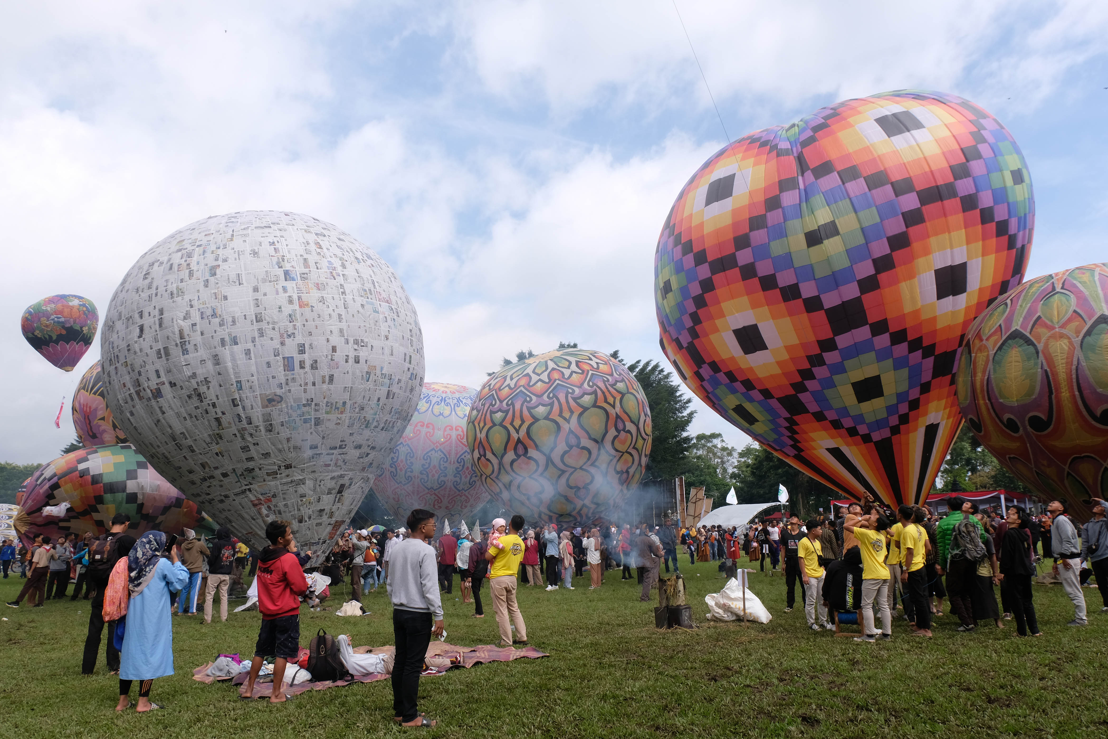 Penerbangan Balon Meriahkan Hari Sumpah pemuda