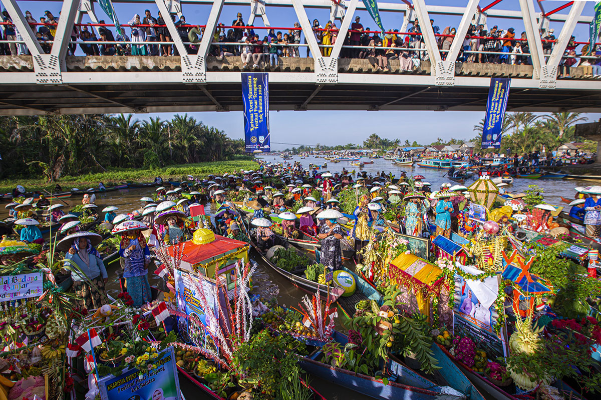  Festival Pasar Terapung Lok Baintan