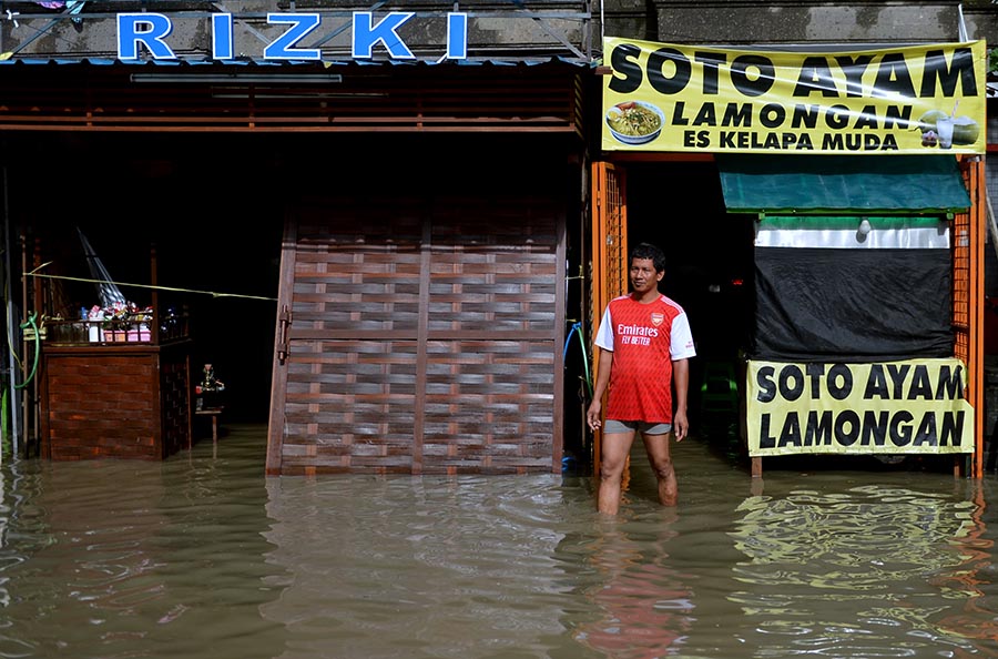 Akibat Hujan Deras Banjir Merendam Kawasan Legian Badung Bali 