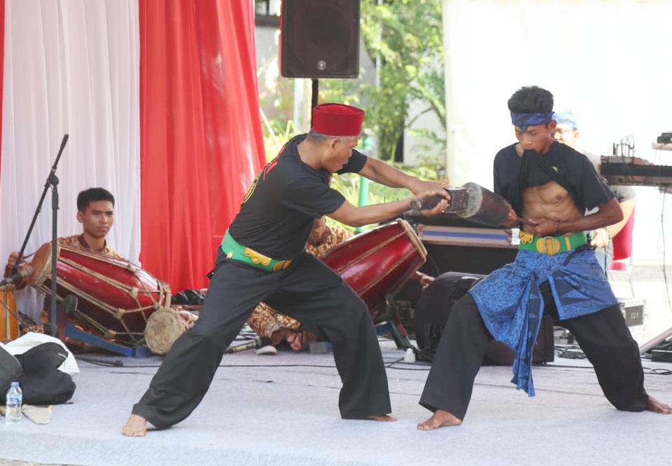 Debus Memeriahkan Sambung Rasa Banten 2022